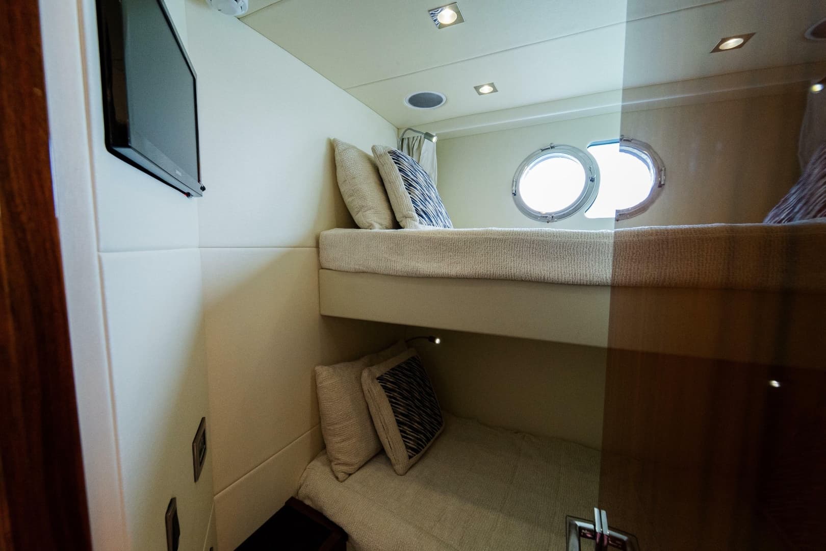 2016 Sunseeker Manhattan 65