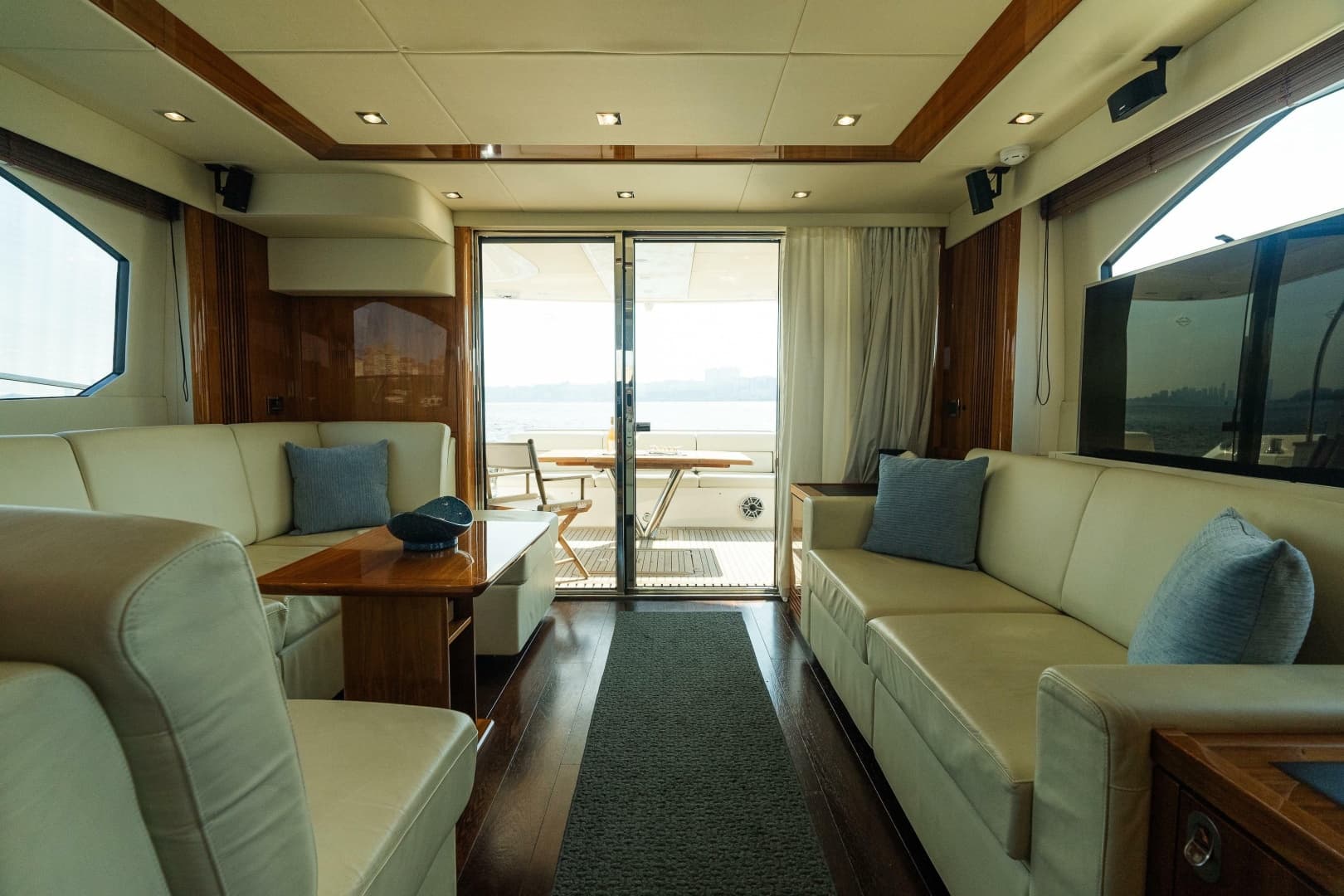 2016 Sunseeker Manhattan 65