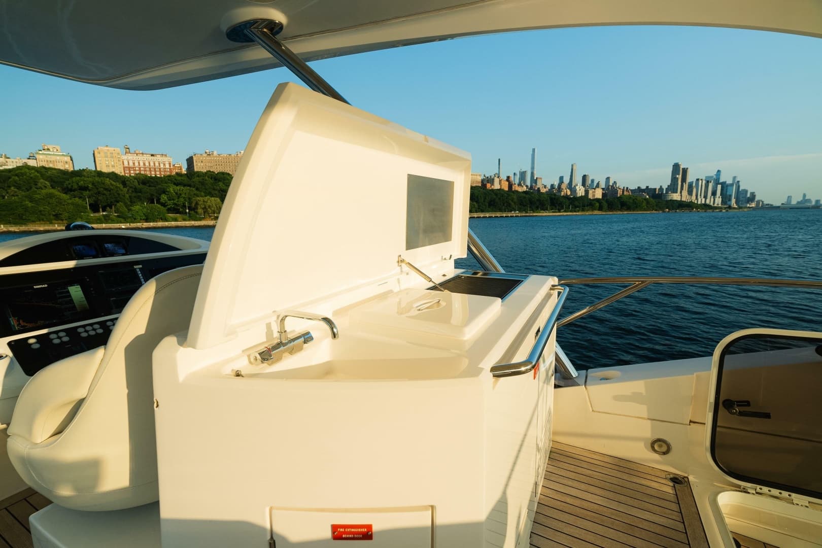 2016 Sunseeker Manhattan 65