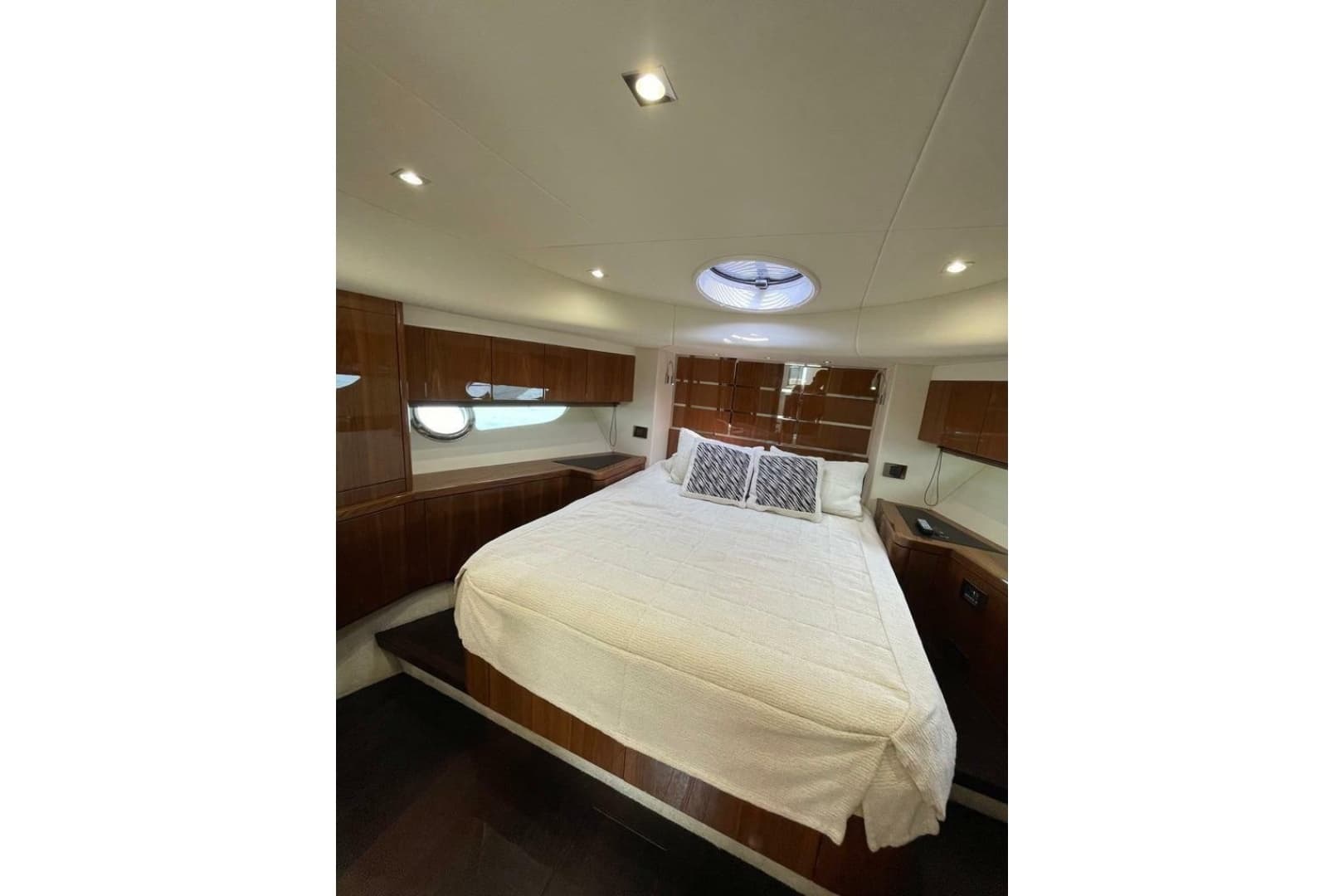2016 Sunseeker Manhattan 65