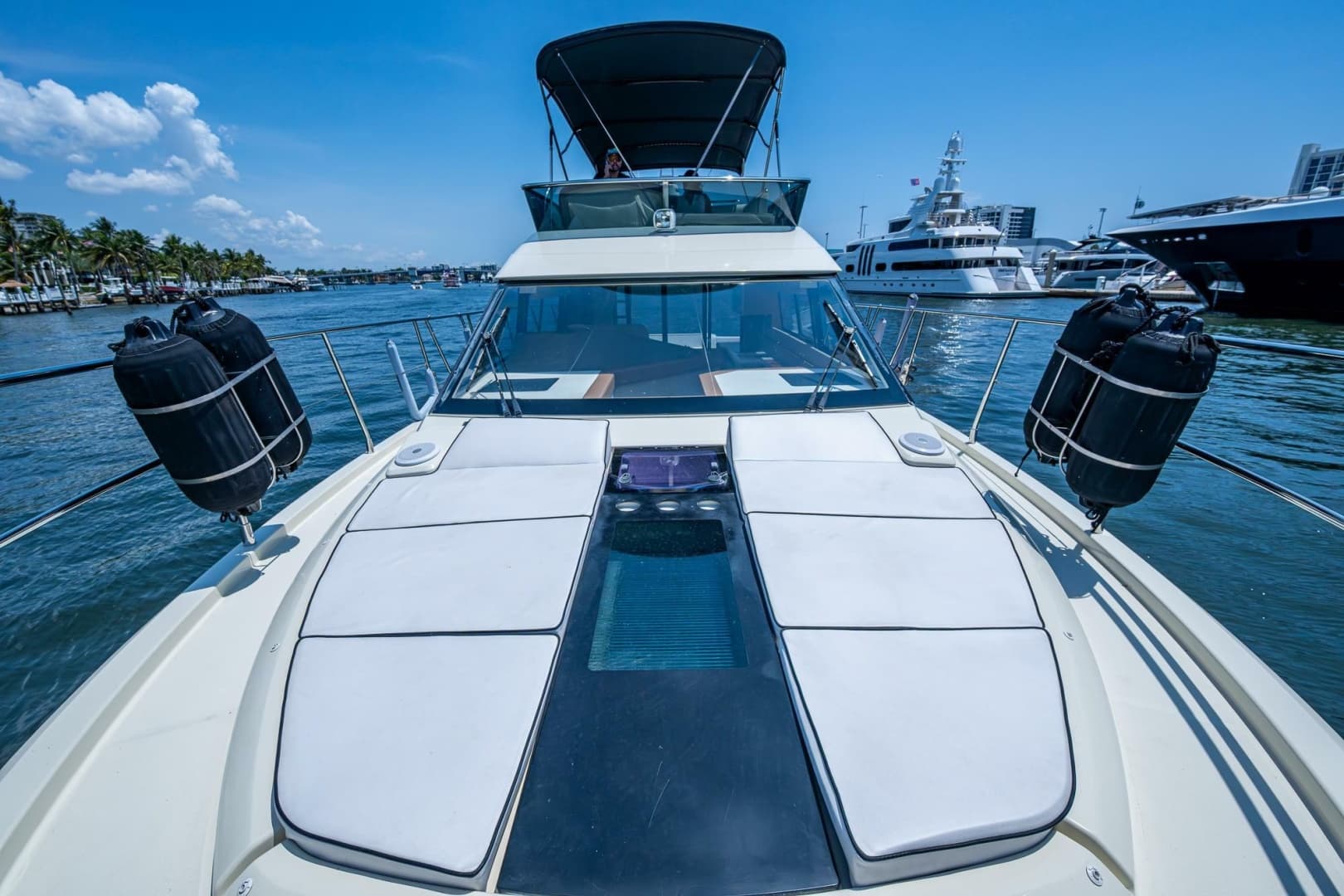 2015 Beneteau Monte Carlo 4