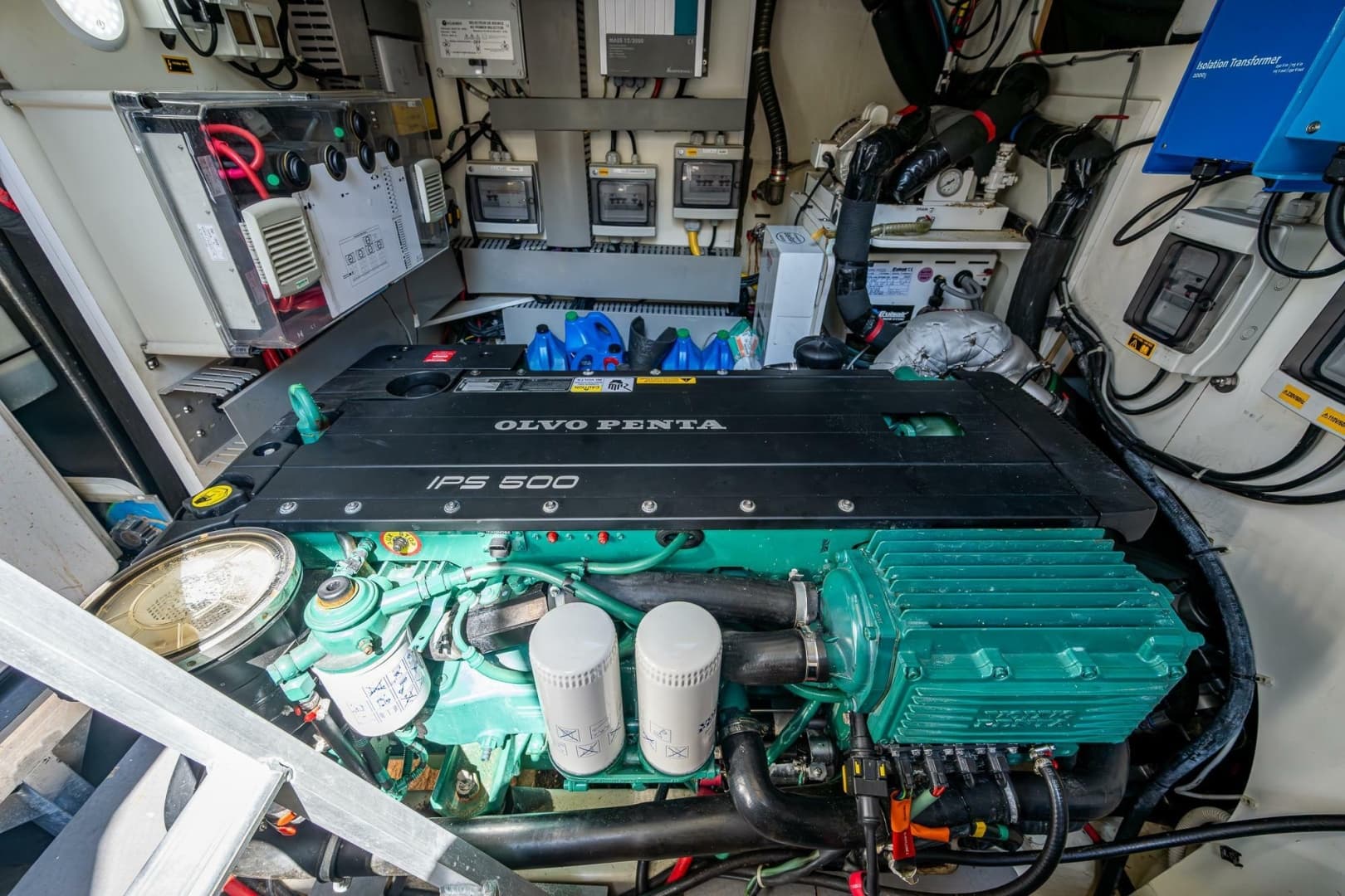 2015 Beneteau Monte Carlo 4