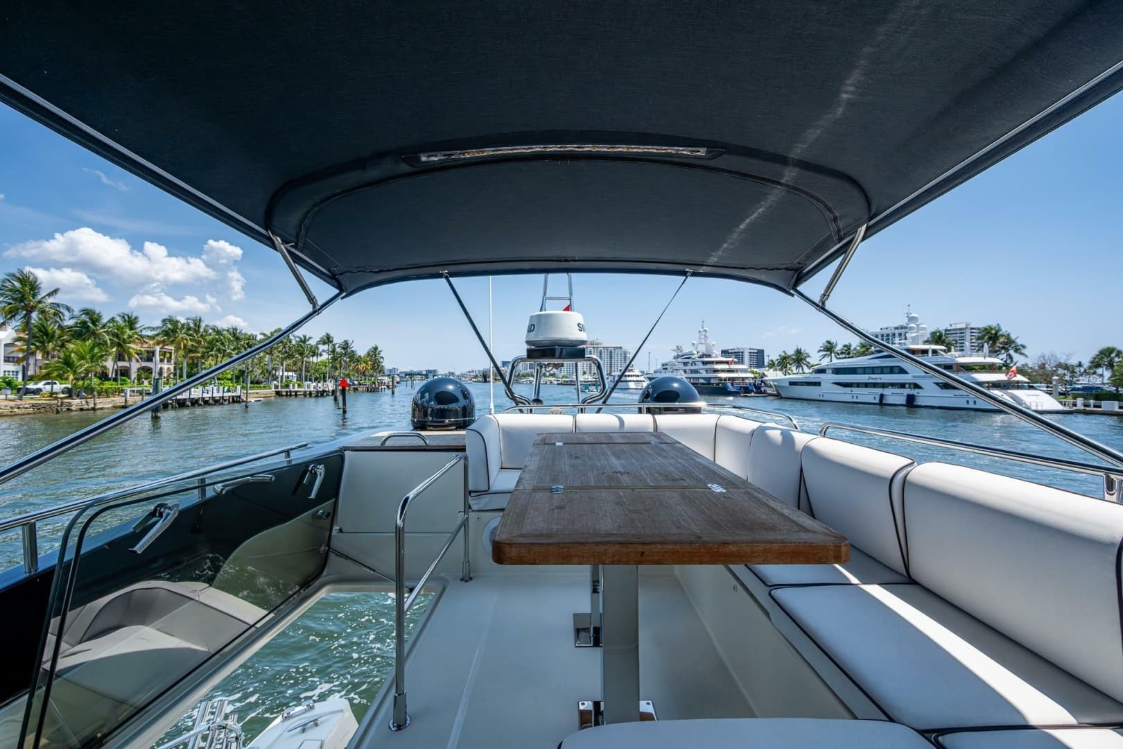 2015 Beneteau Monte Carlo 4