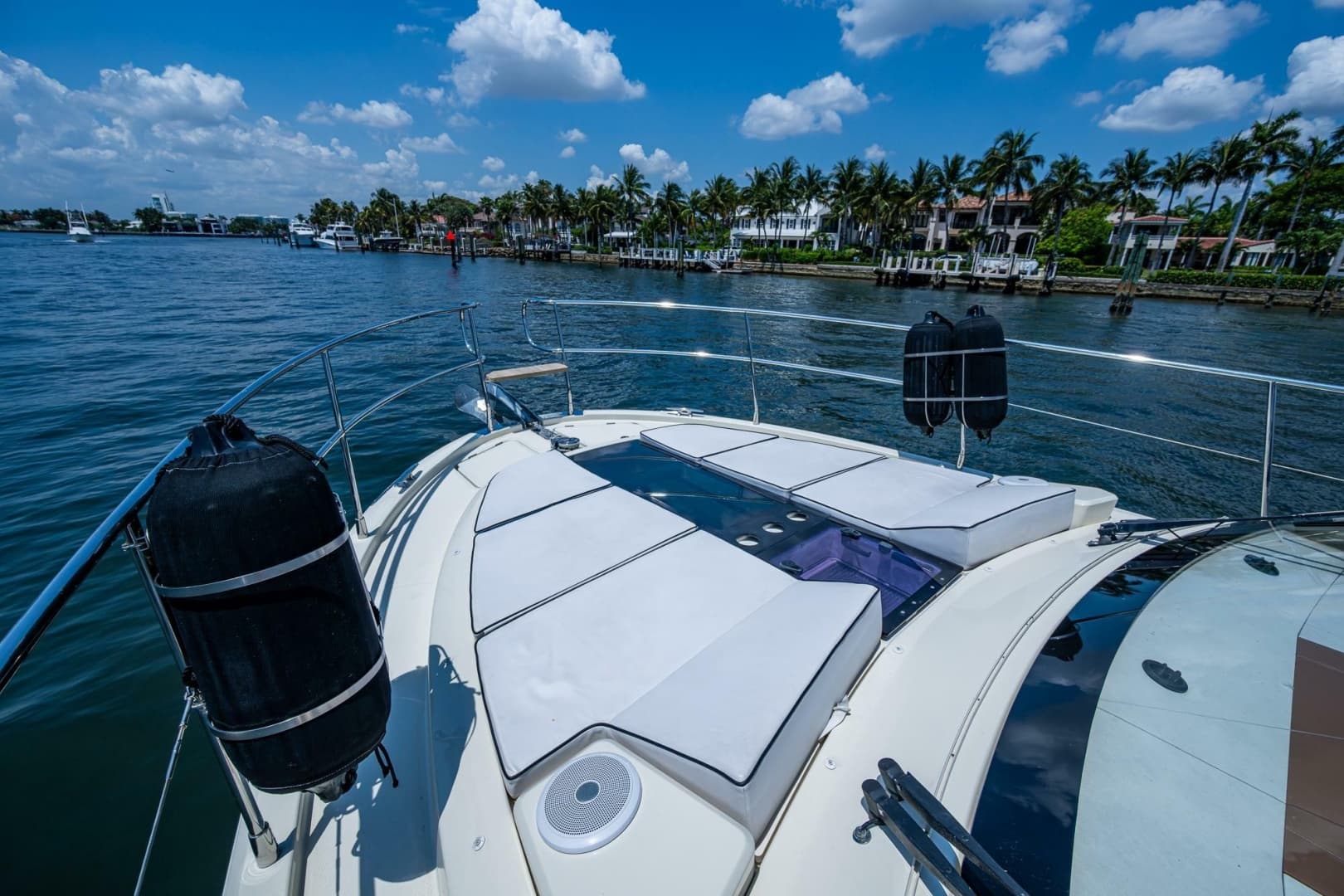 2015 Beneteau Monte Carlo 4