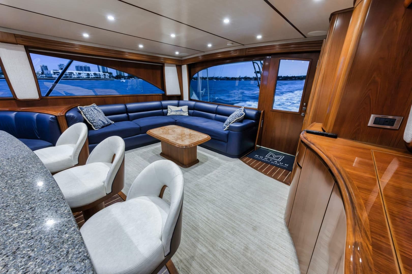 2015 Viking 70 Convertible