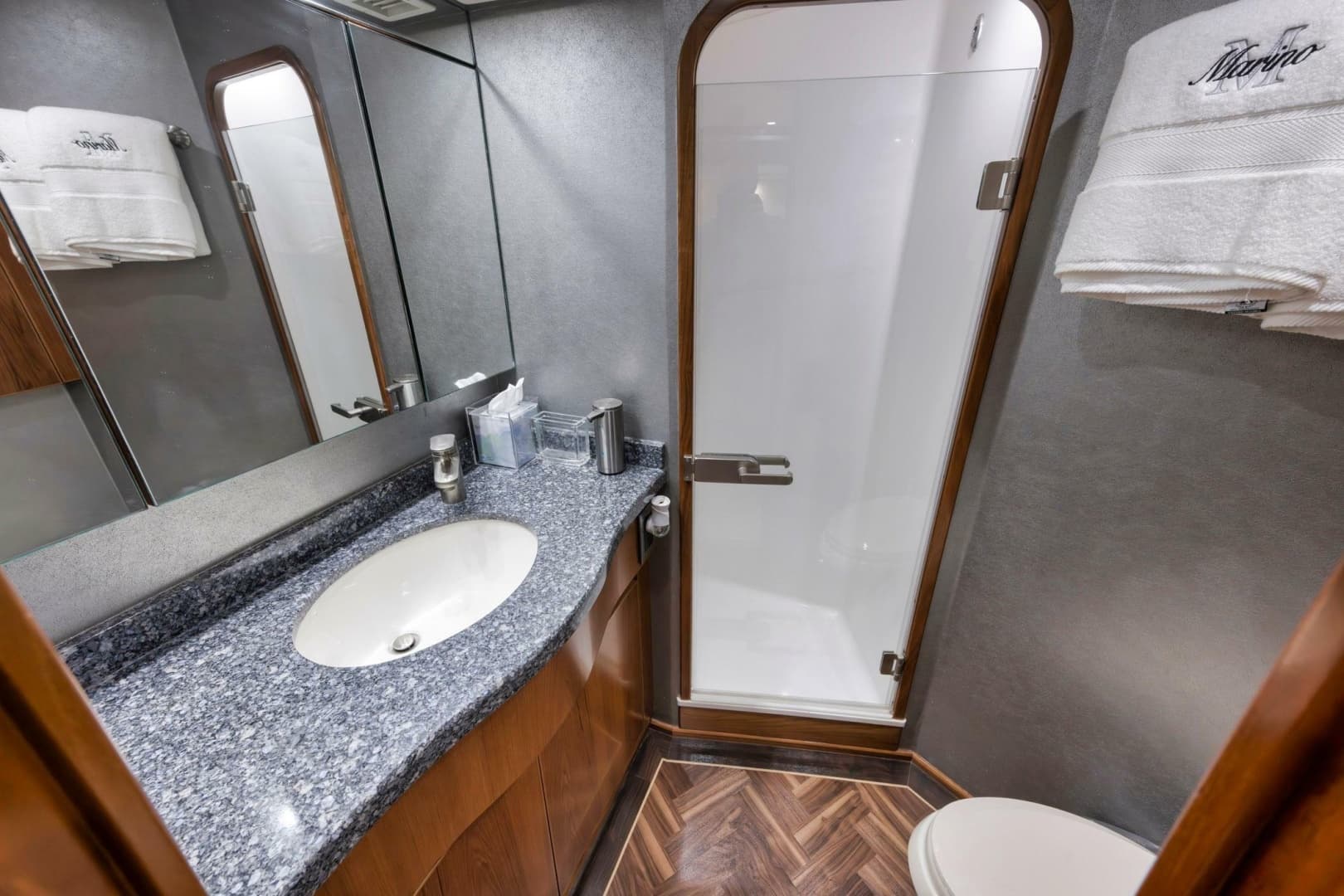 2015 Viking 70 Convertible