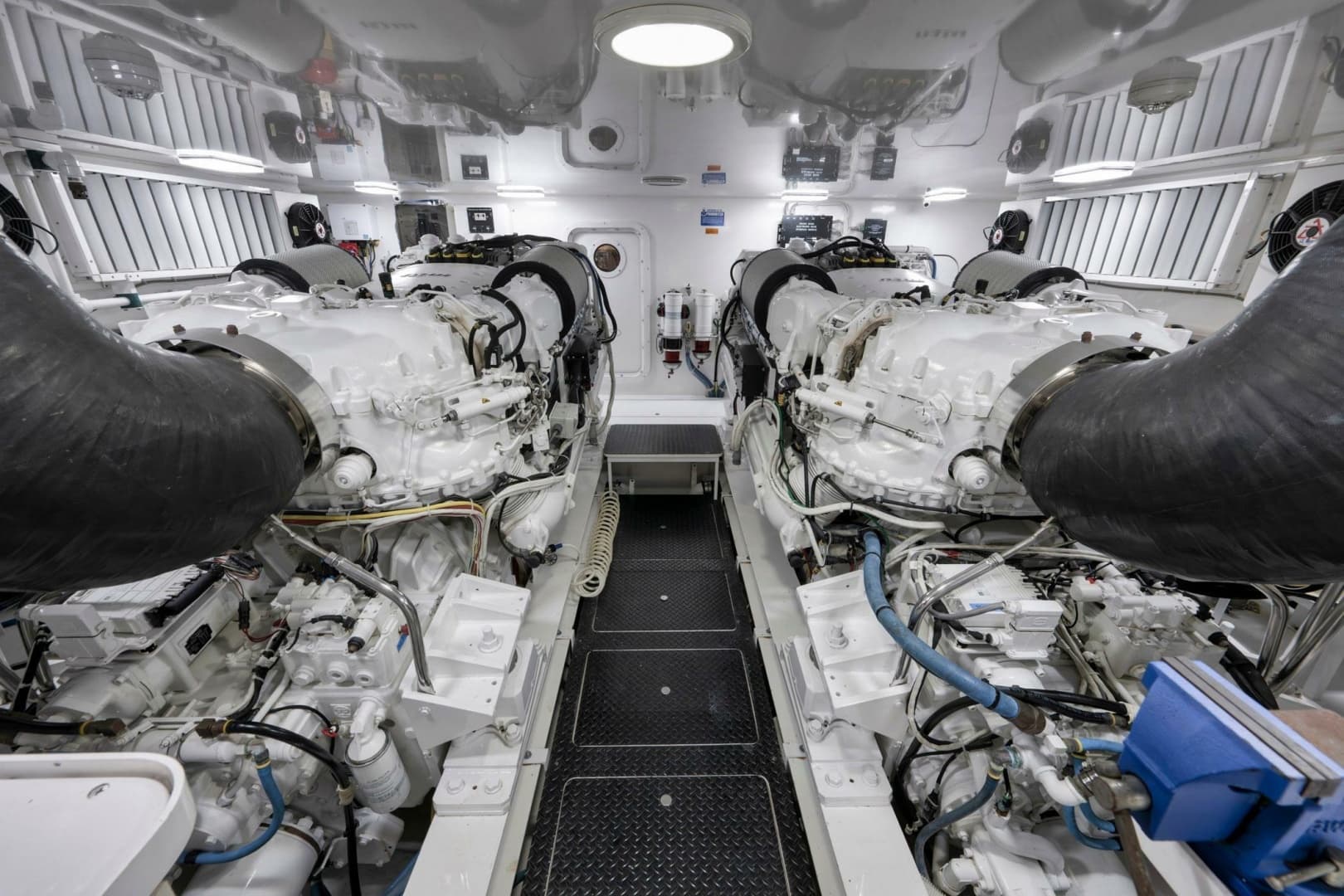2015 Viking 70 Convertible