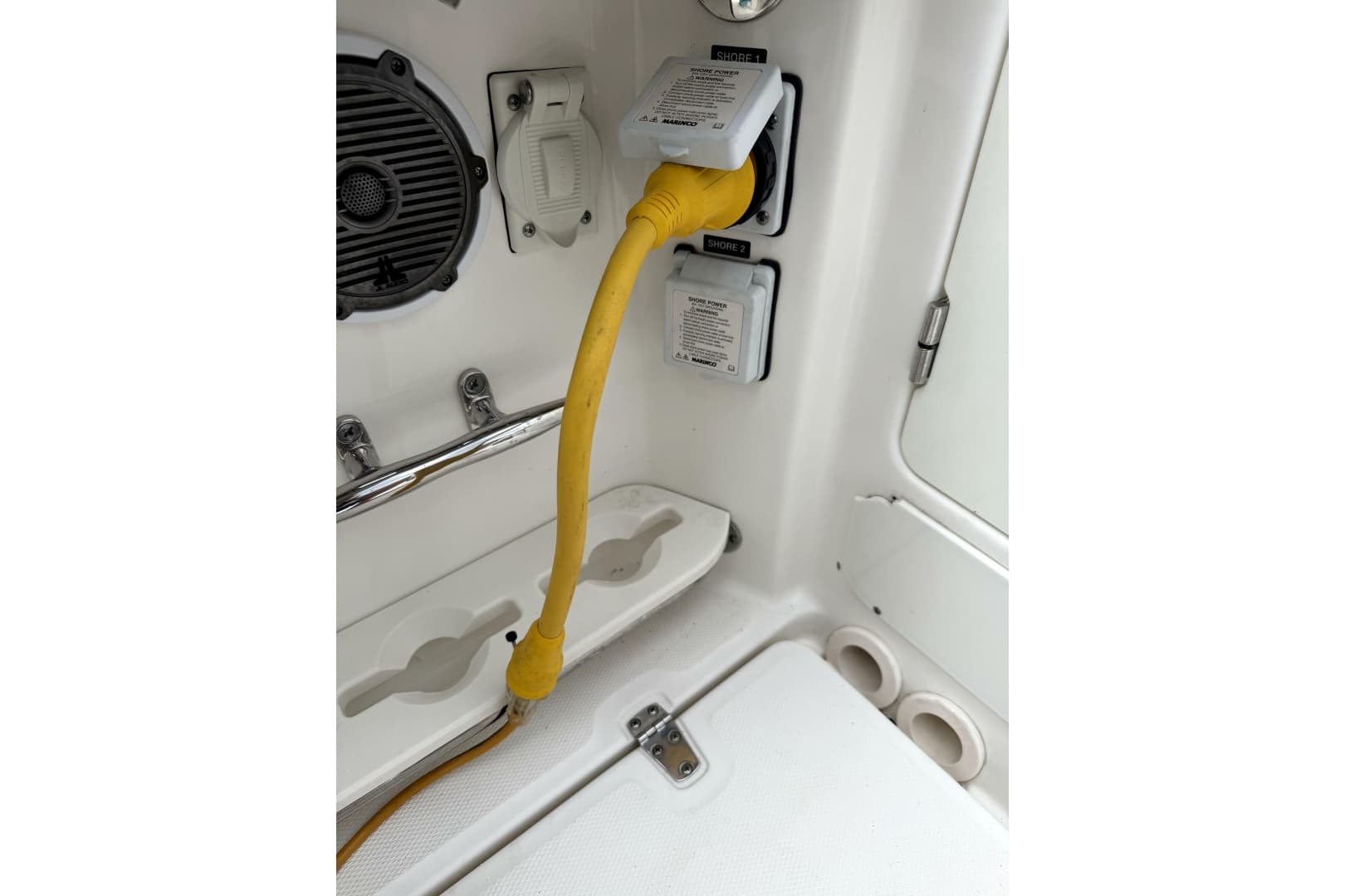 2014 Boston Whaler 350 Outrage