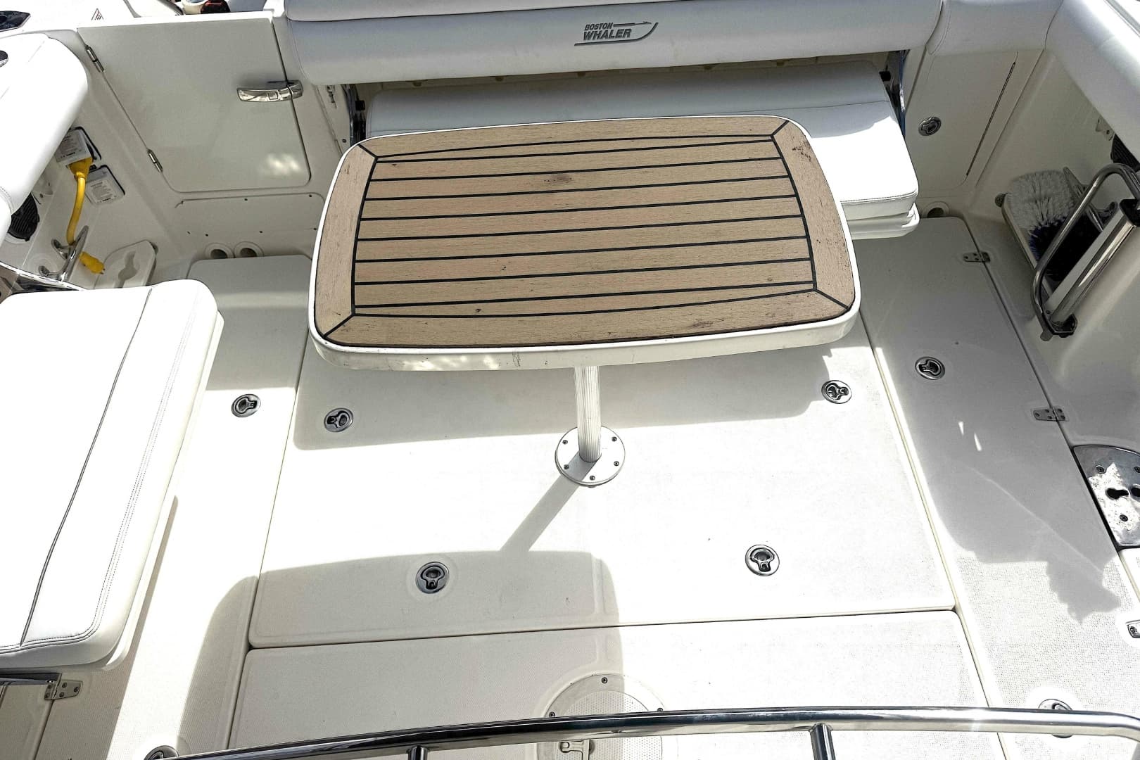 2014 Boston Whaler 350 Outrage