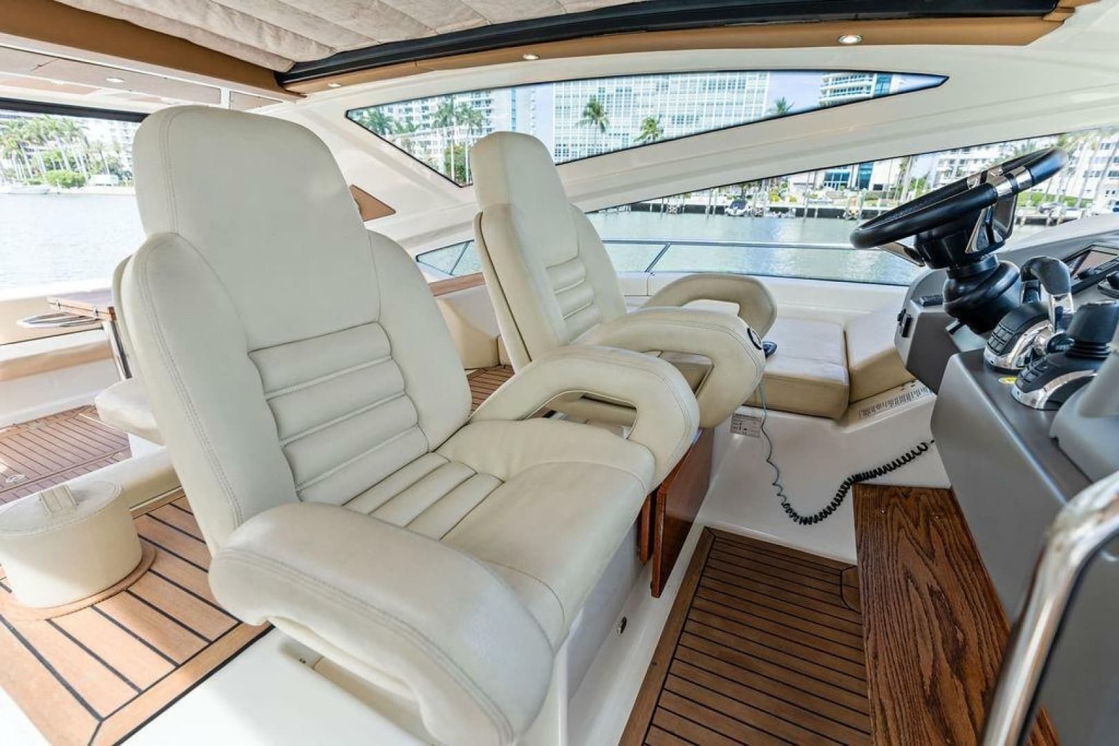 2014 Cranchi 56 HT