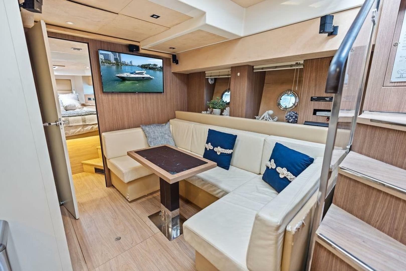 2014 Cranchi 56 HT
