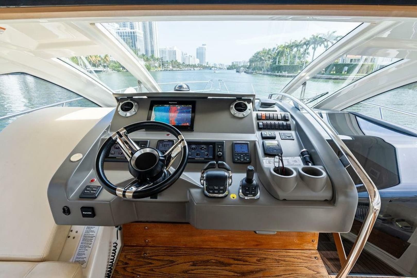 2014 Cranchi 56 HT