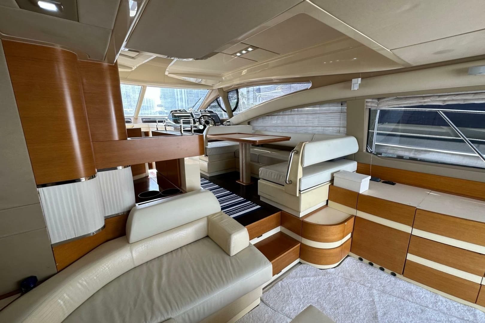 2013 Azimut Fly 53