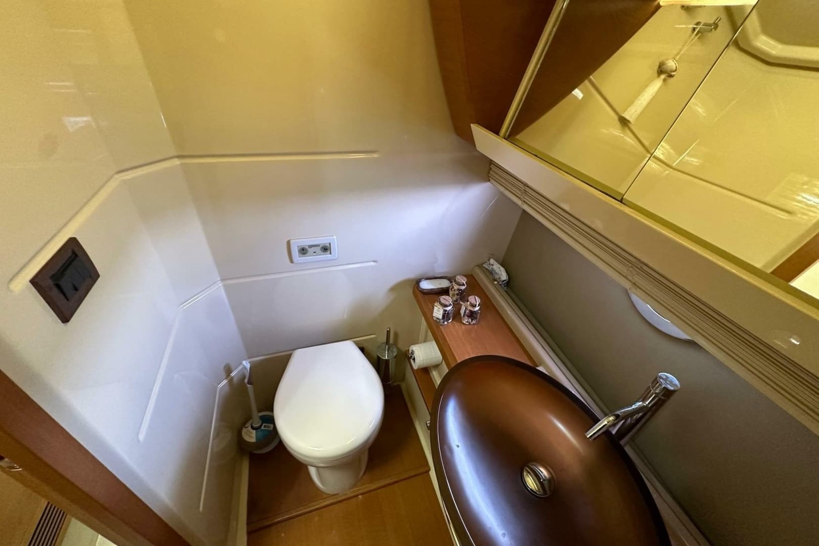 2013 Azimut Fly 53