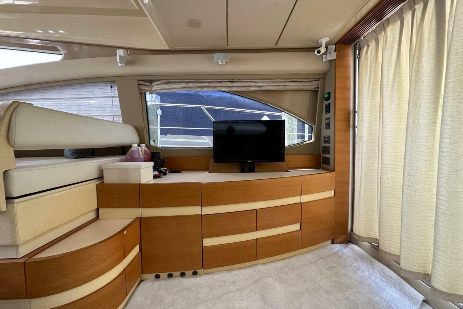 2013 Azimut Fly 53
