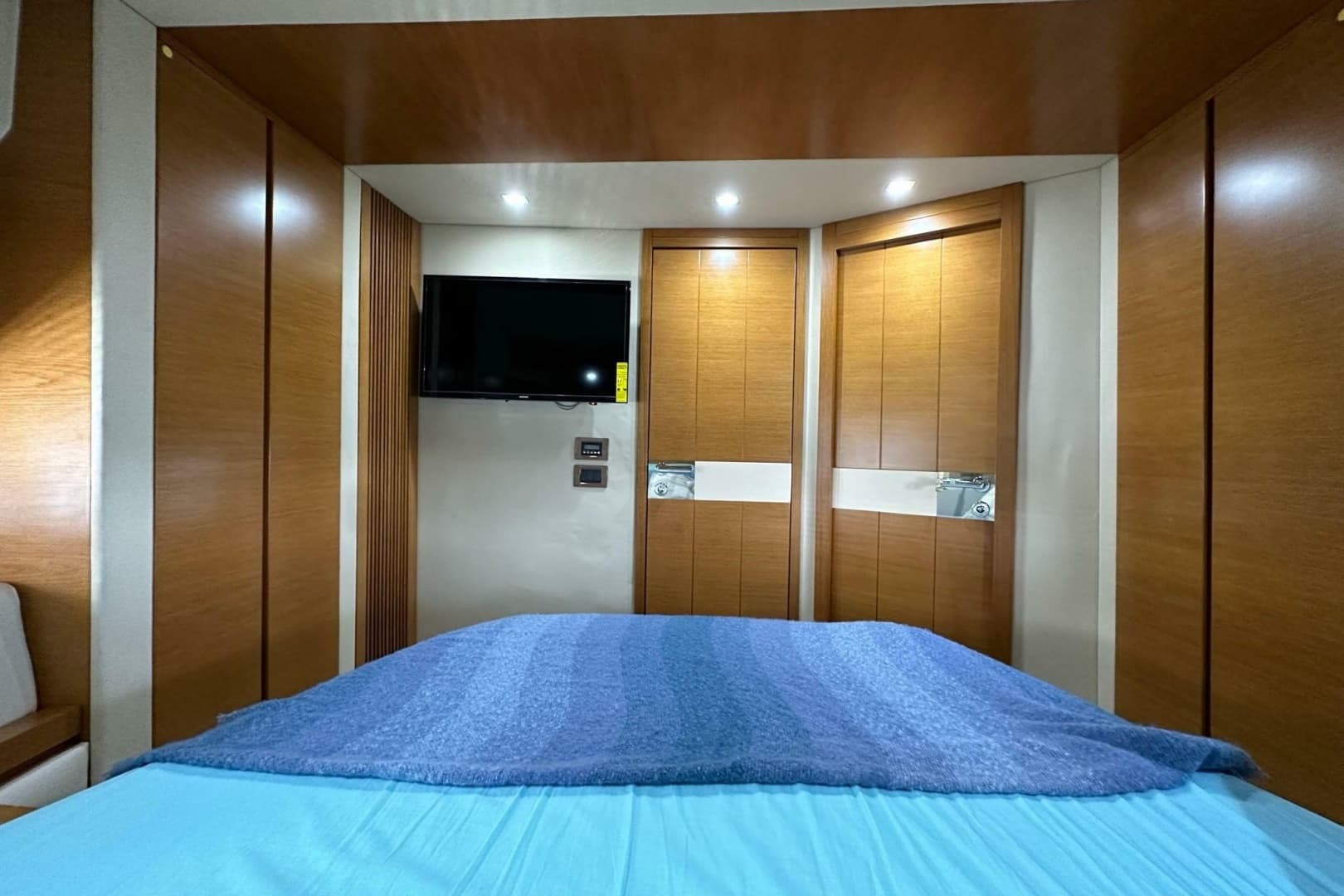 2013 Azimut Fly 53