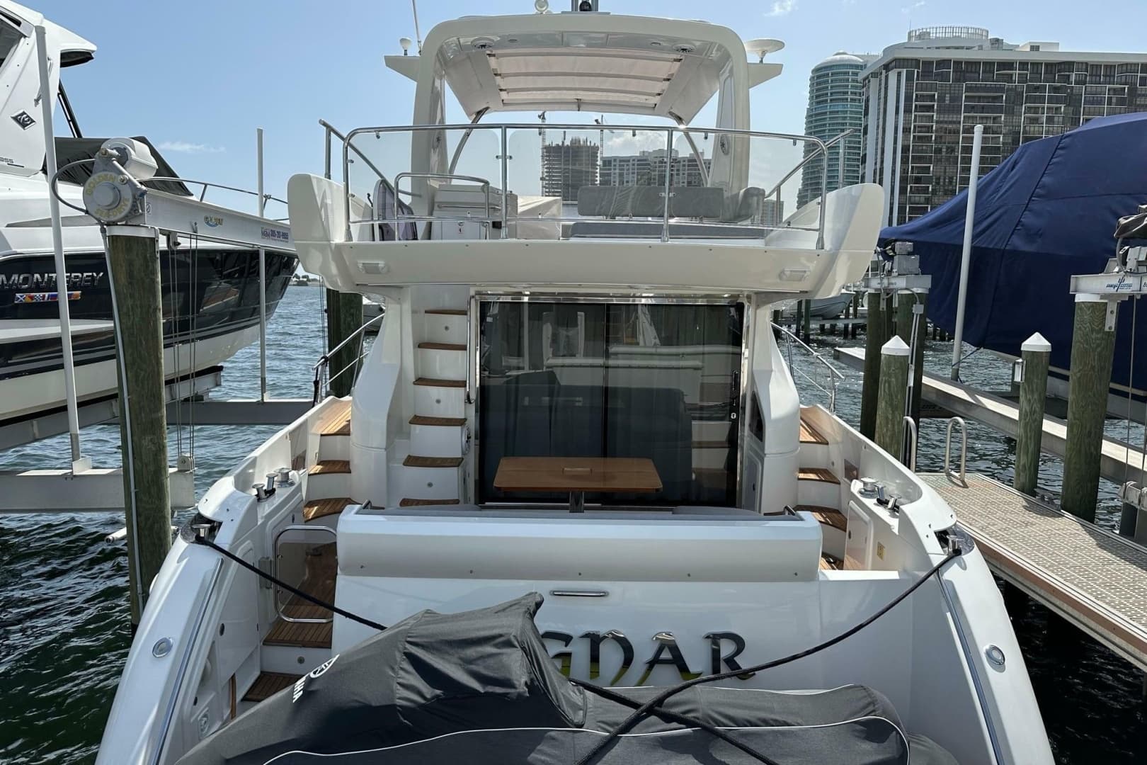 2013 Azimut Fly 53