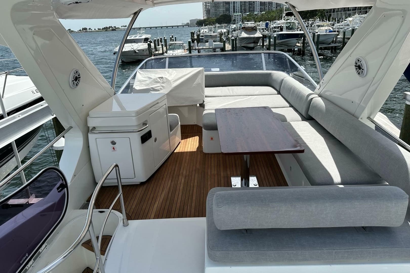 2013 Azimut Fly 53