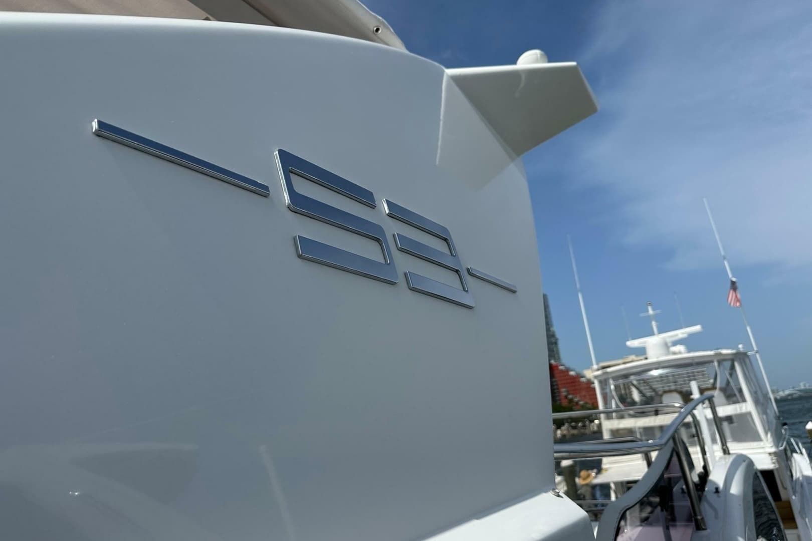 2013 Azimut Fly 53