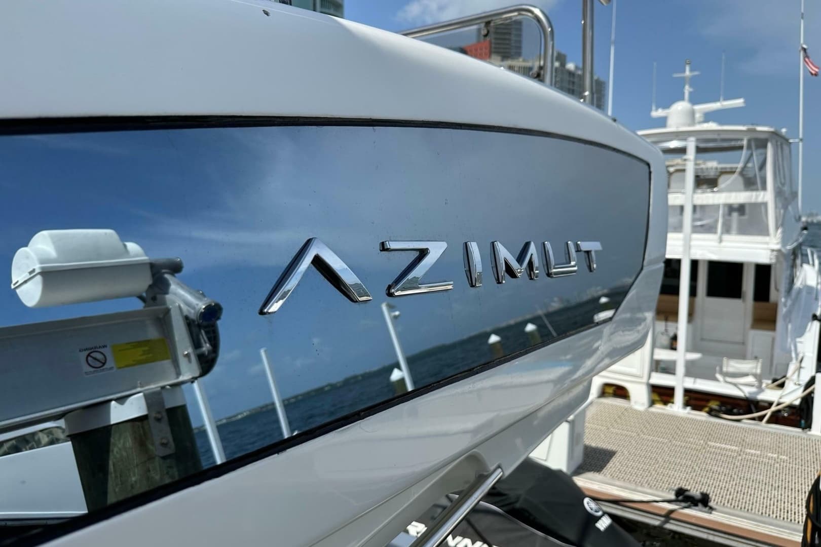 2013 Azimut Fly 53