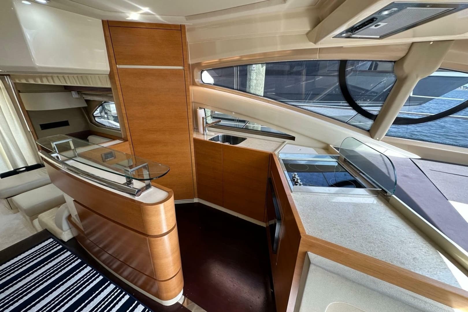2013 Azimut Fly 53