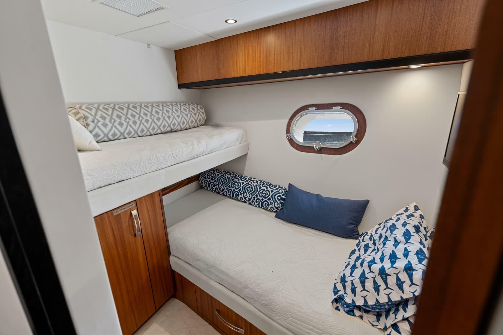 2013 Hatteras 60 Motor Yacht