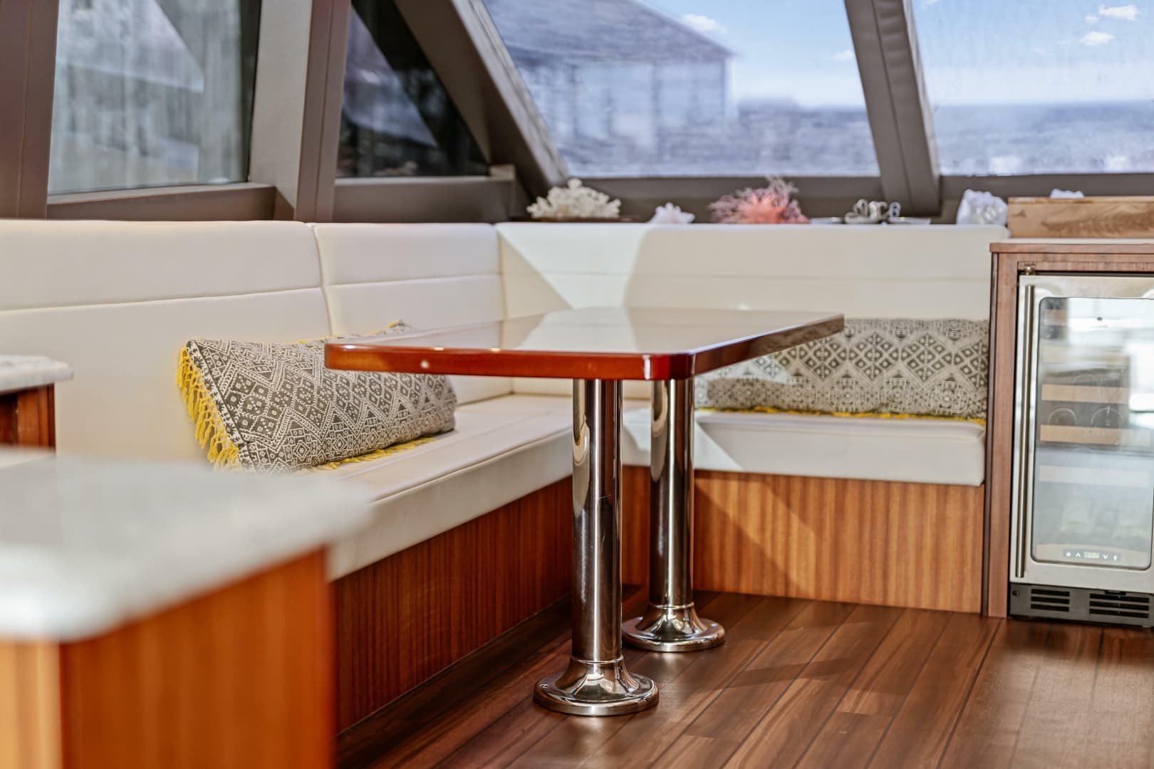 2013 Hatteras 60 Motor Yacht