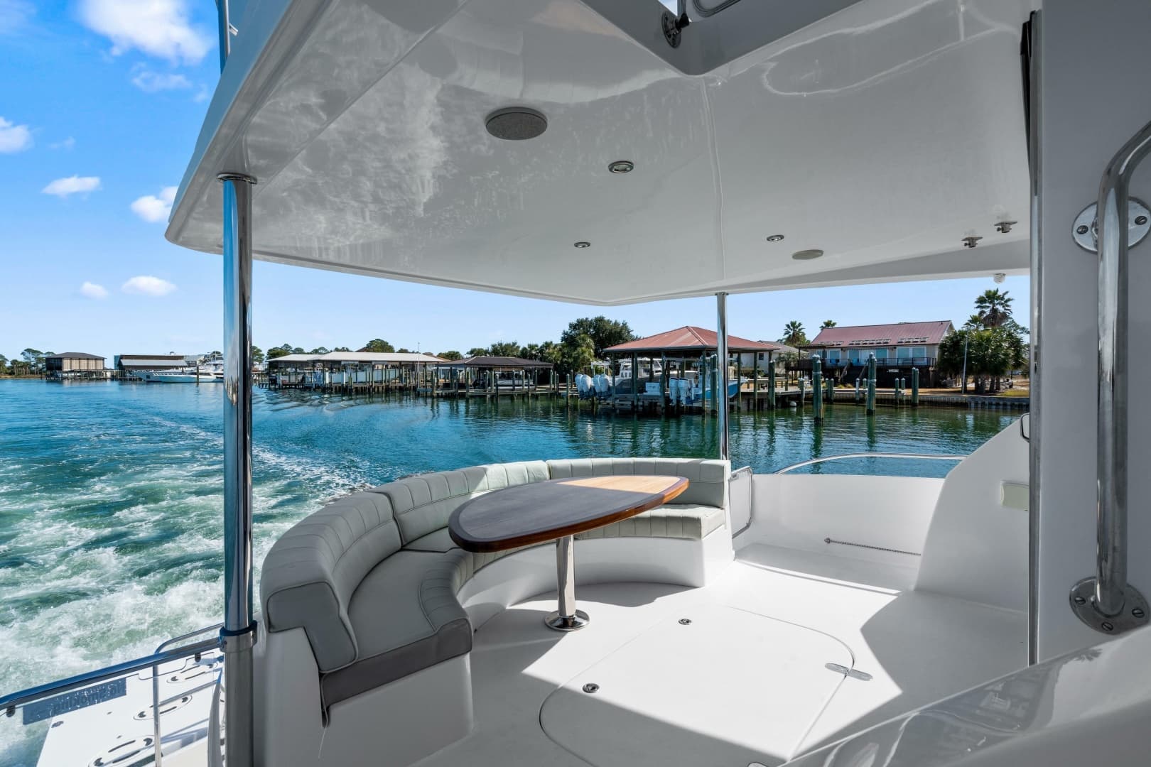2013 Hatteras 60 Motor Yacht