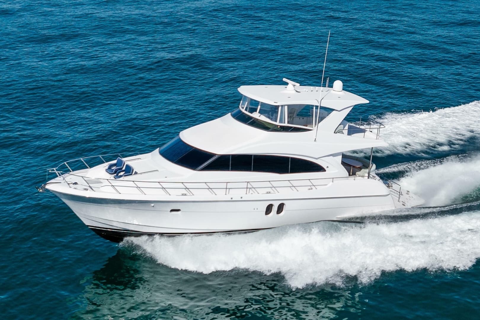 2013 Hatteras 60 Motor Yacht