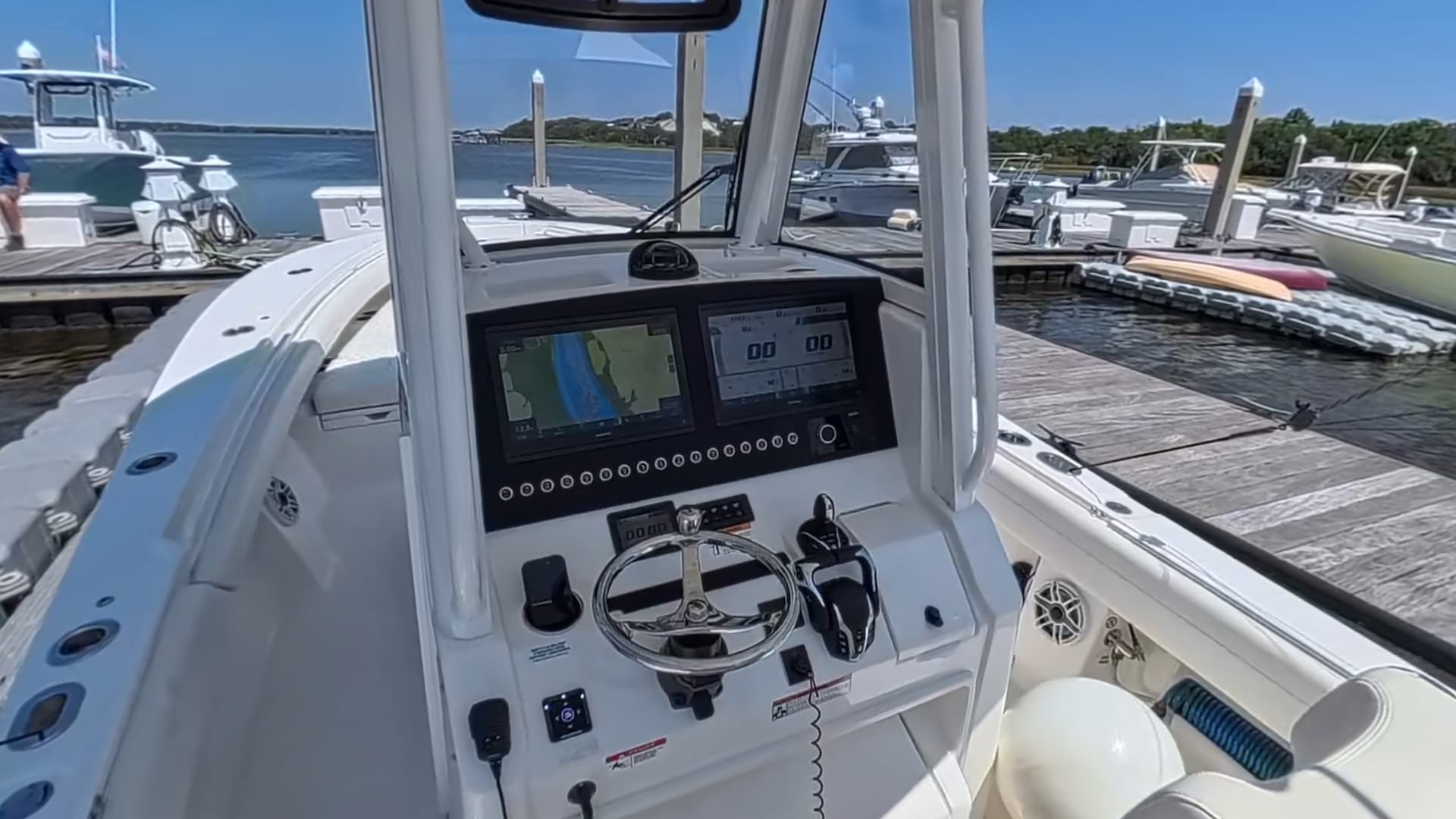 2025 Regulator Center Console