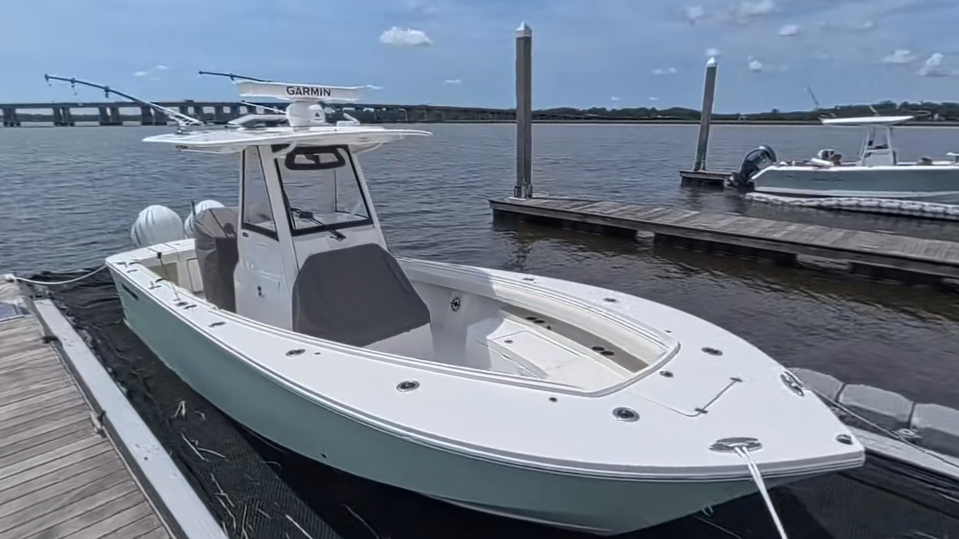 2025 Regulator Center Console