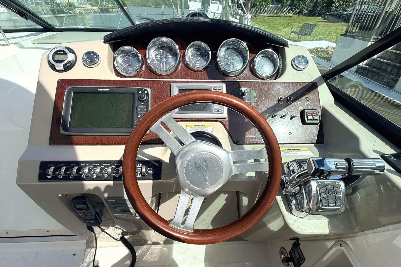 2013 Sea Ray 370 Venture