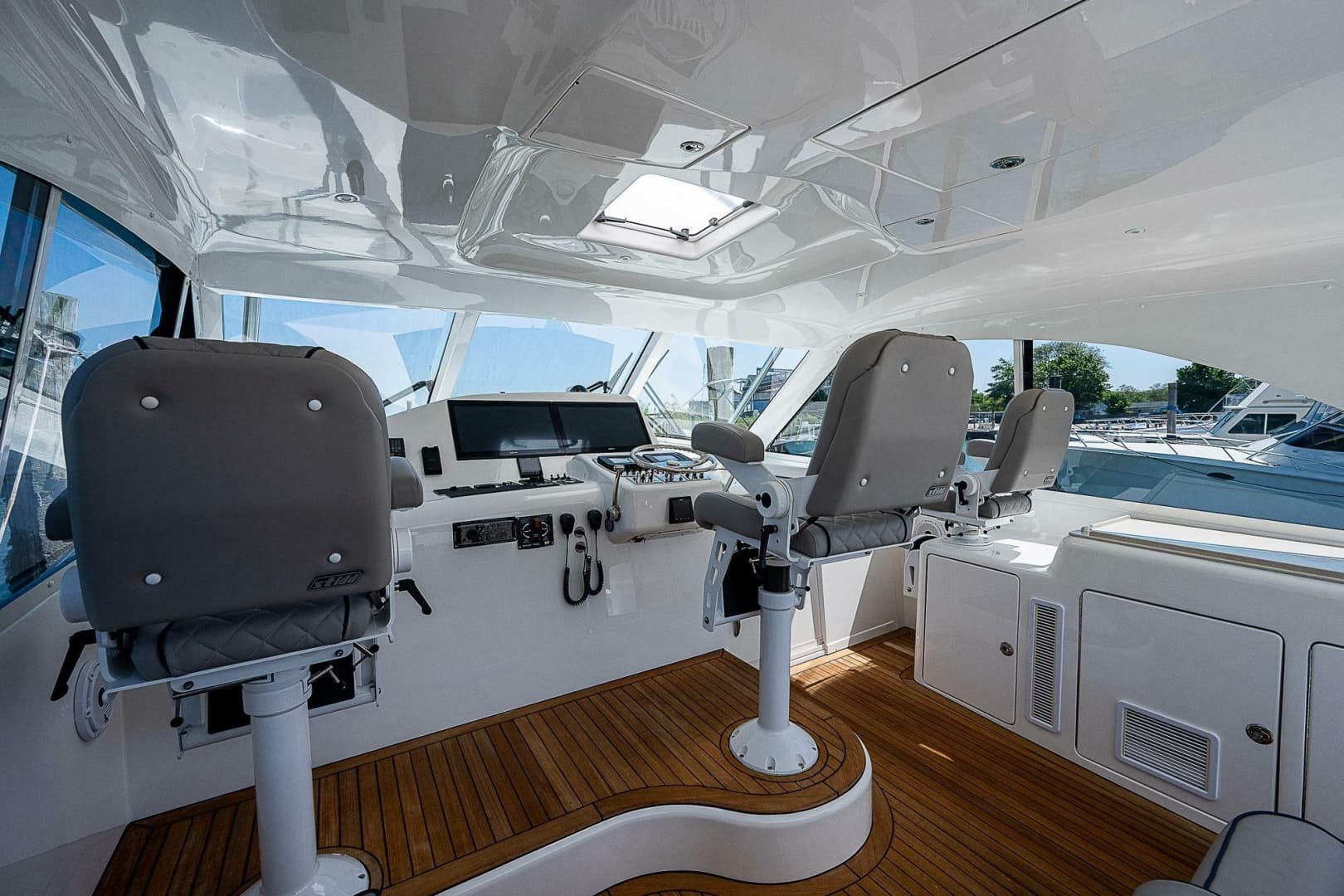 2012 Cabo 44 Hardtop Express