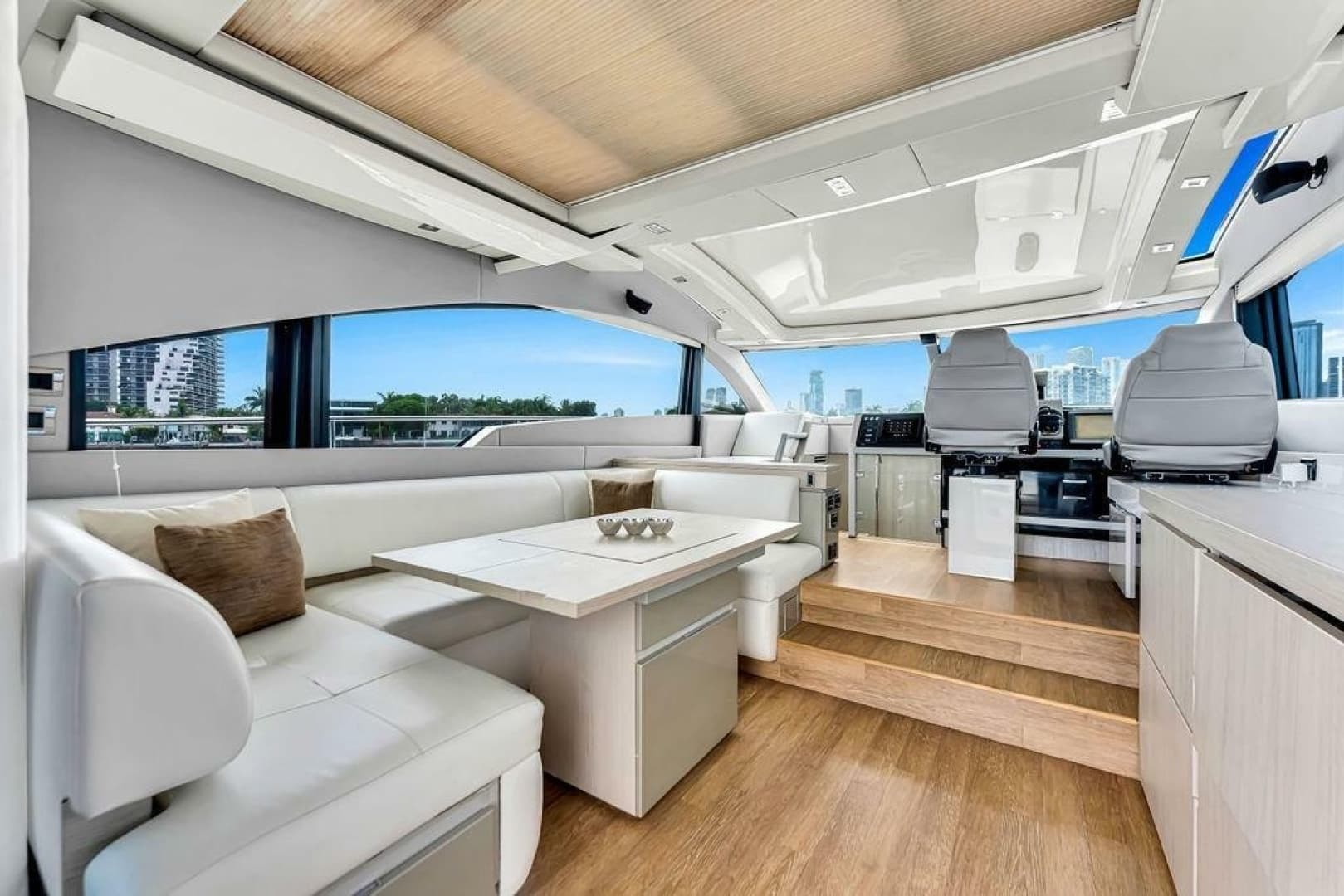 2012 Fairline Targa 58