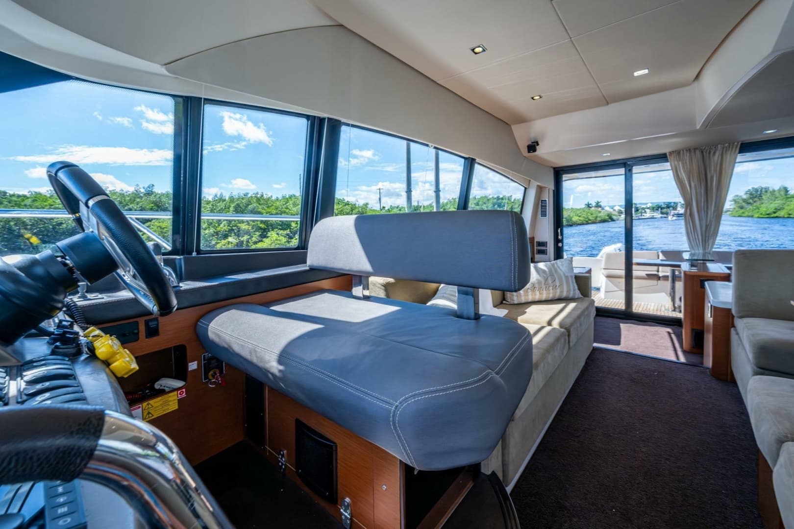 2012 Prestige 500