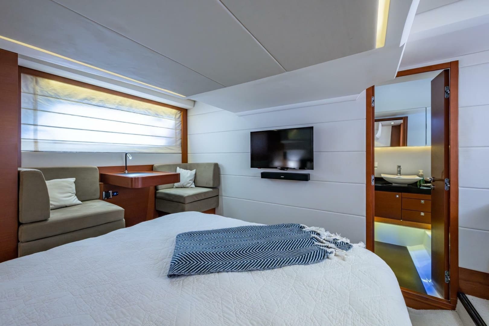 2012 Prestige 500