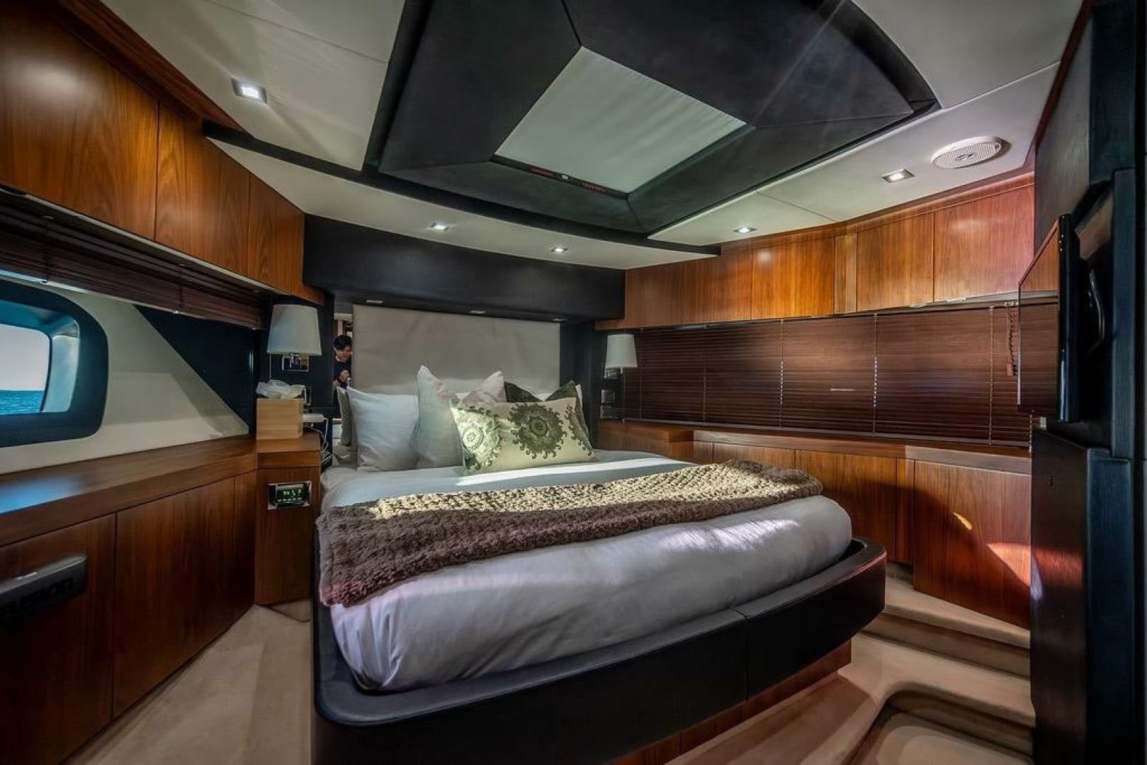 2012 Sunseeker Manhattan 73