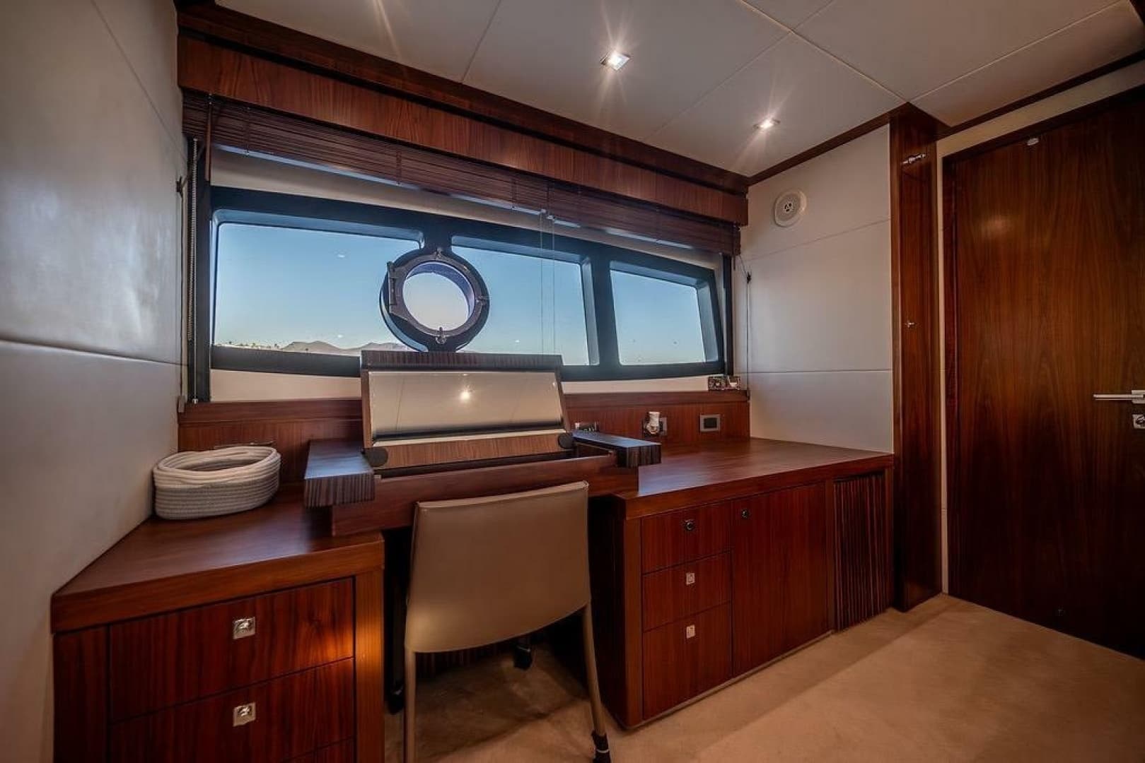 2012 Sunseeker Manhattan 73