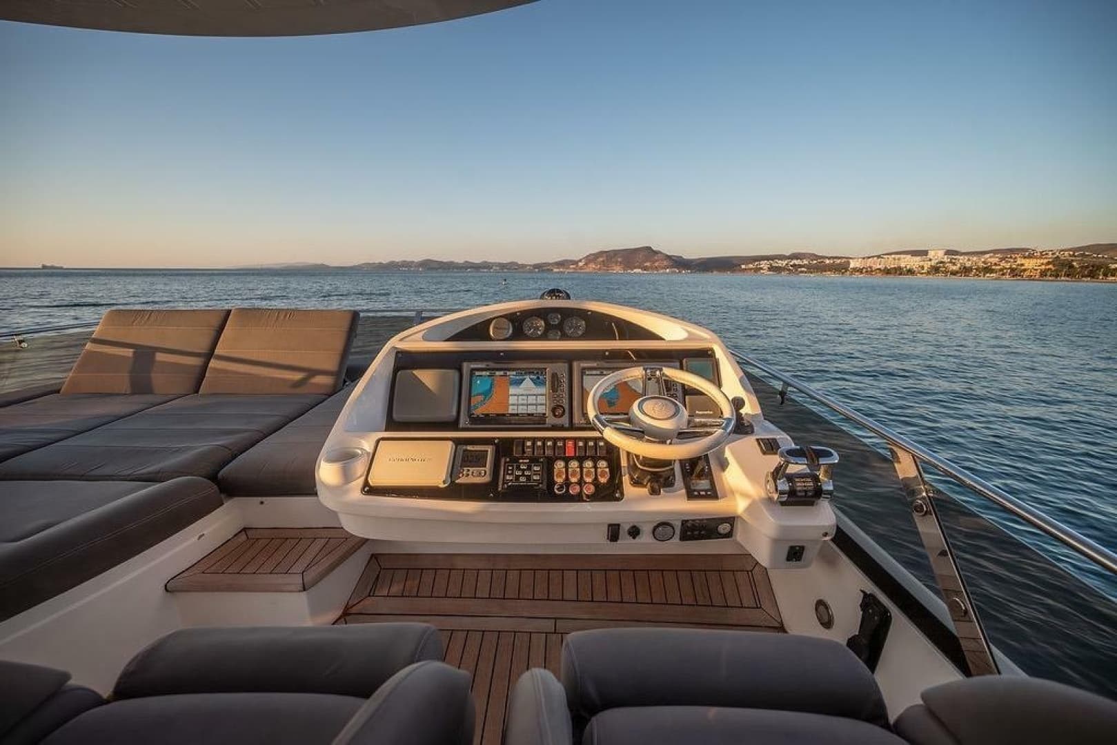 2012 Sunseeker Manhattan 73