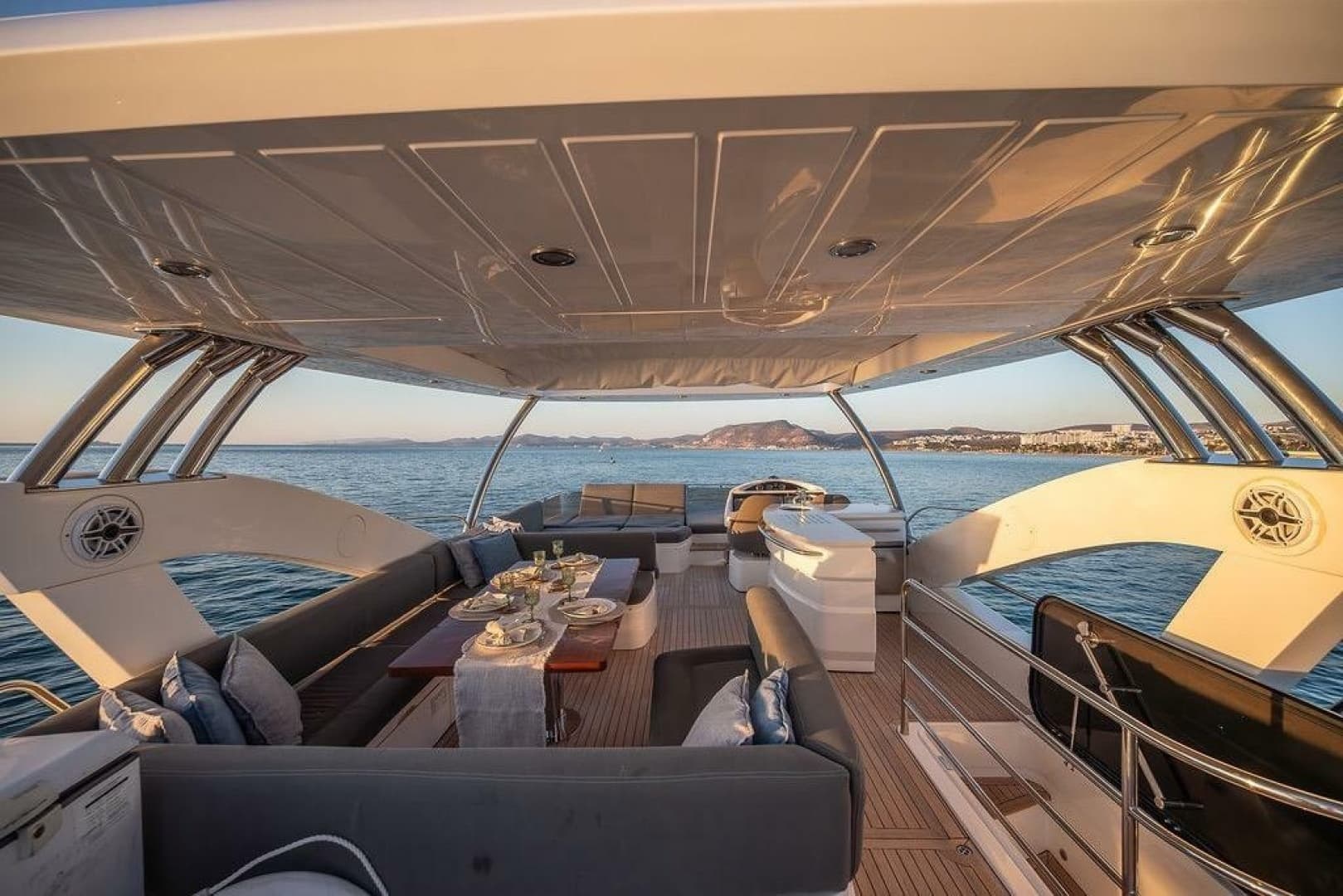 2012 Sunseeker Manhattan 73