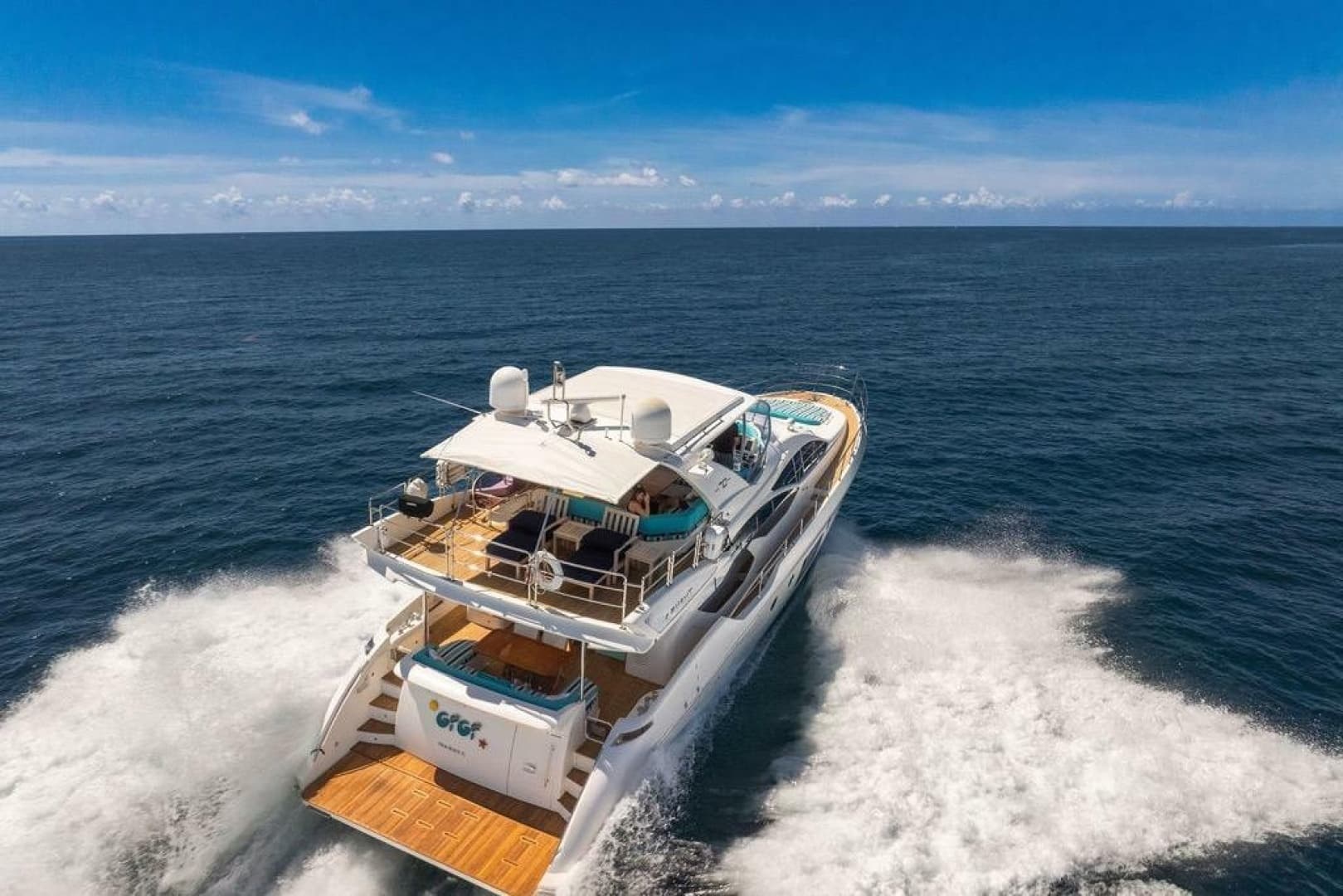 2011 Azimut 70