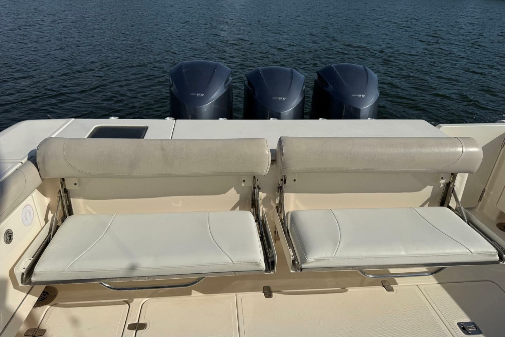 2011 Pursuit OS 375 Offshore