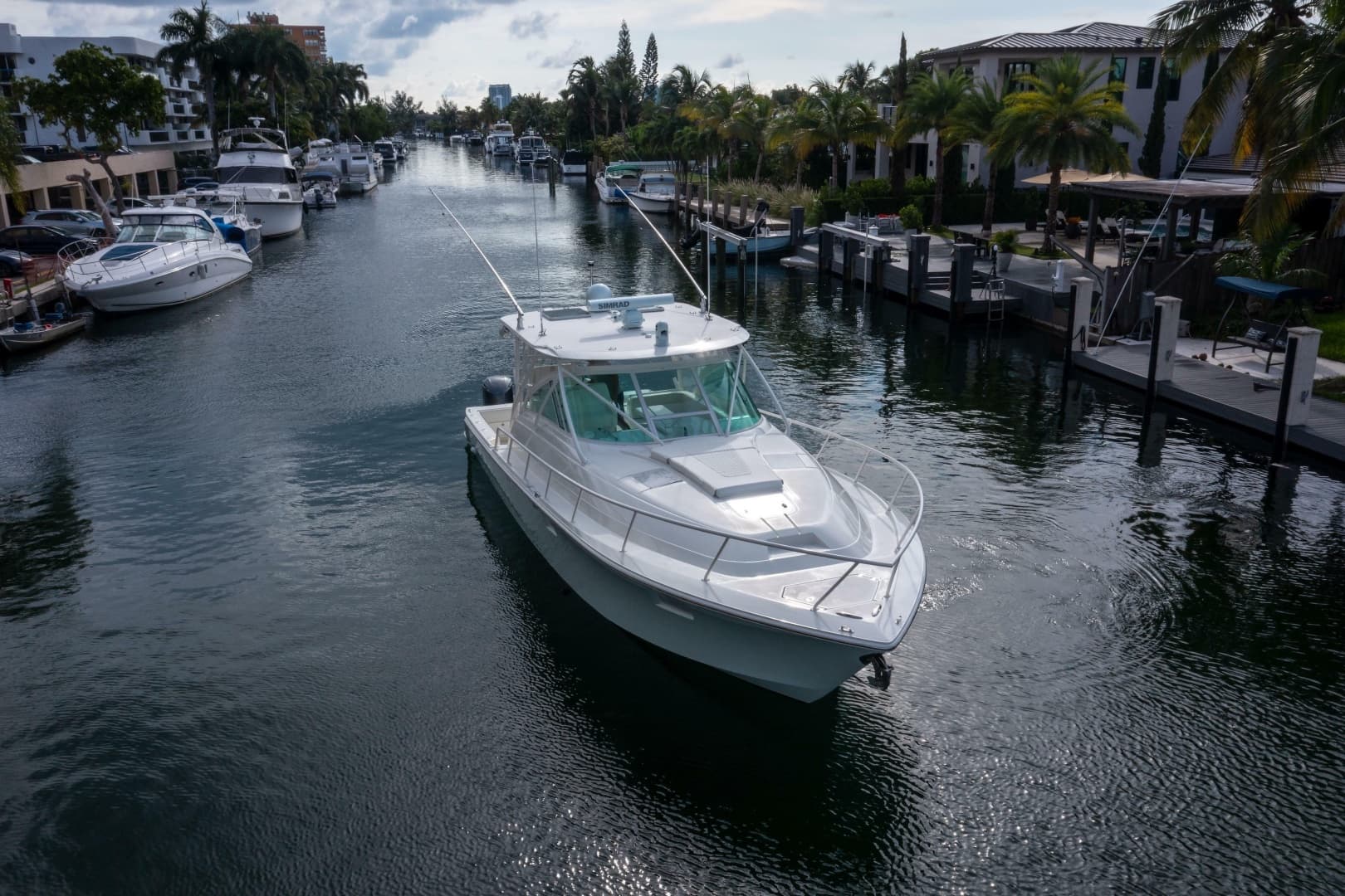 2011 SeaVee 430 Sportfish Express