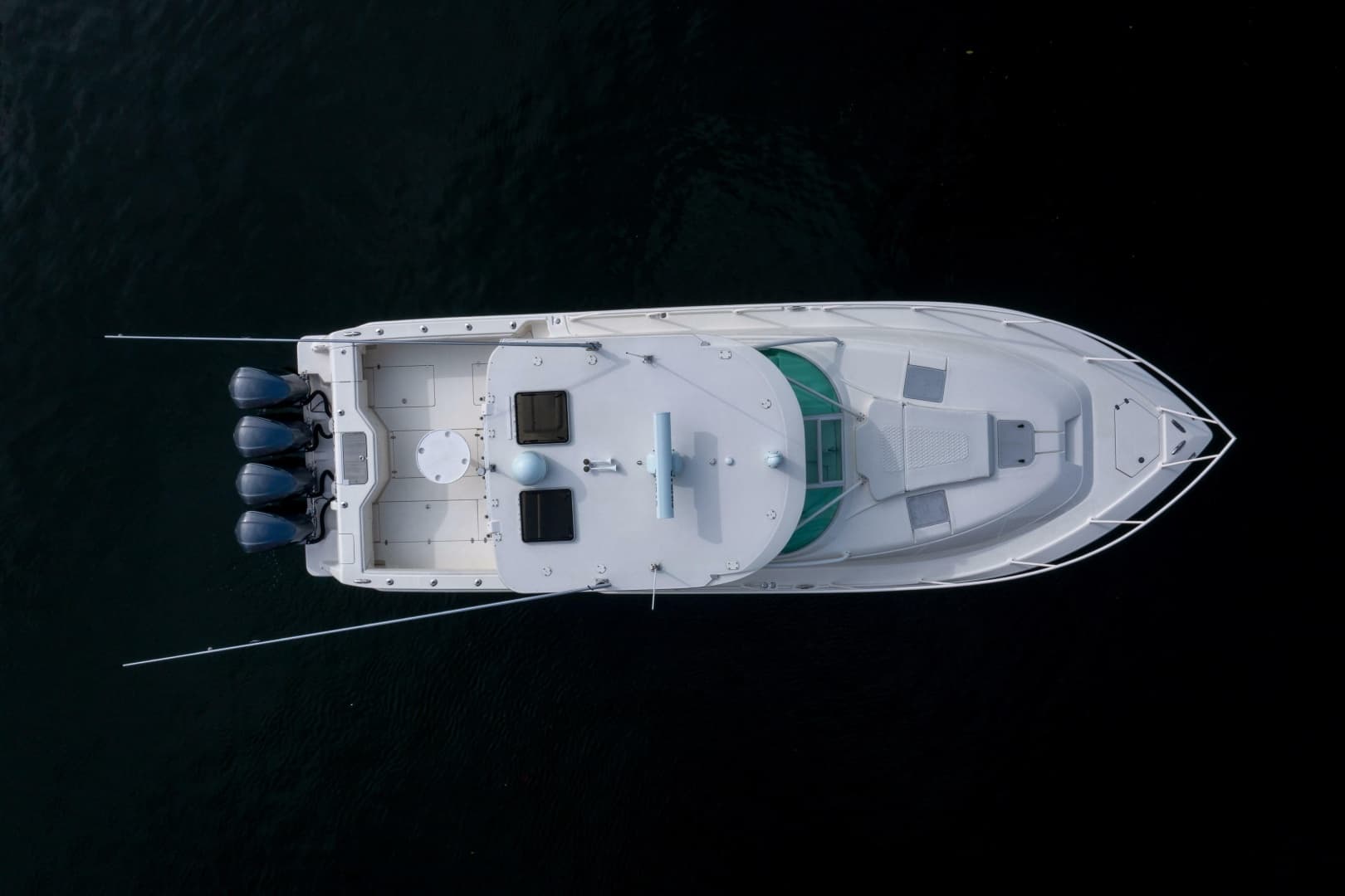 2011 SeaVee 430 Sportfish Express