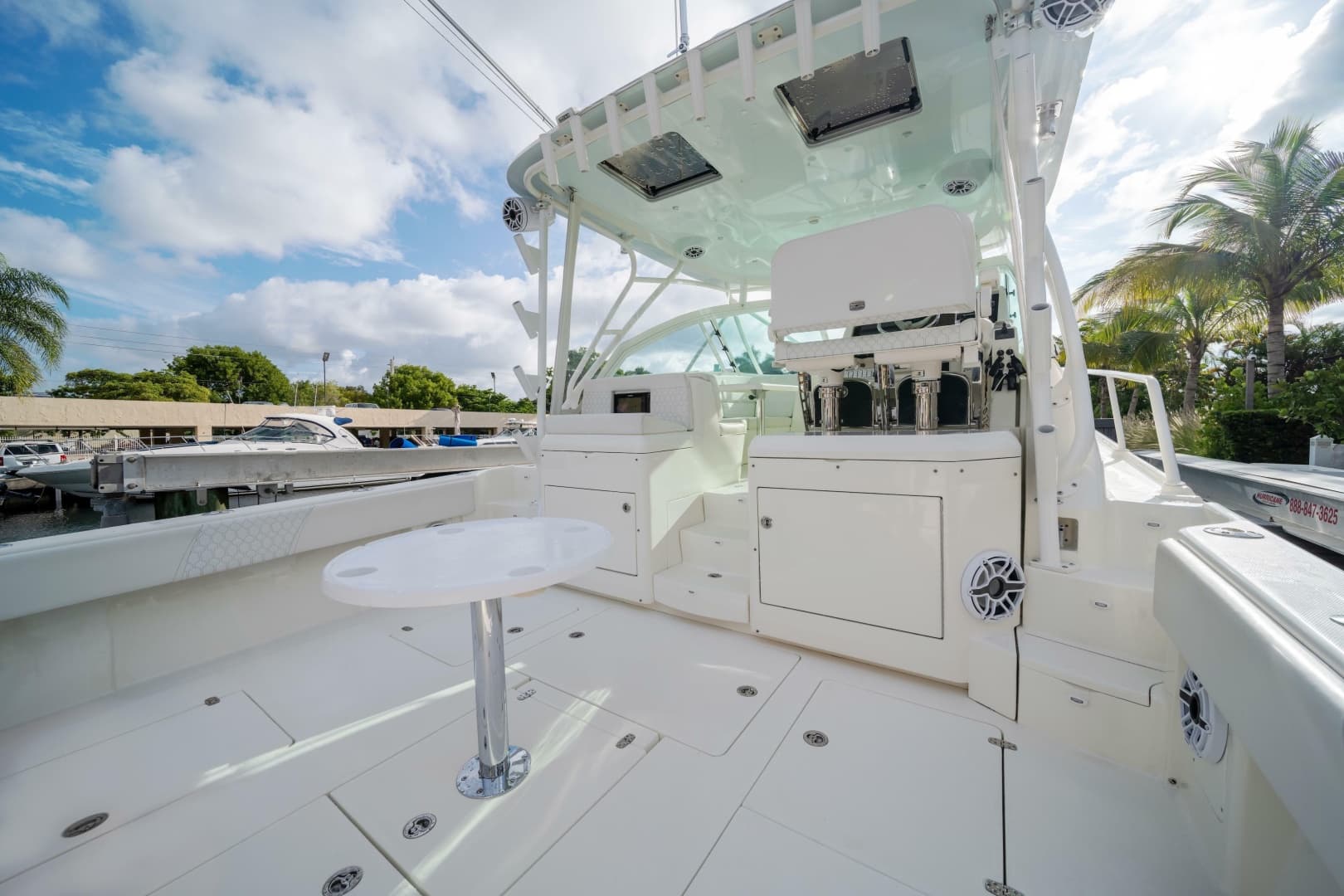2011 SeaVee 430 Sportfish Express