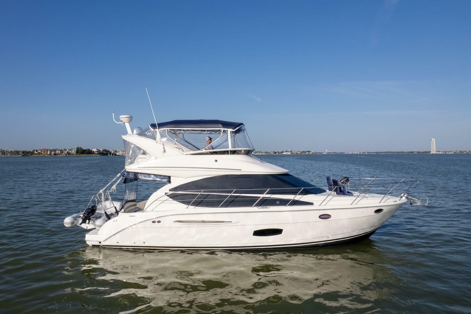 2010 Meridian 391 Sedan