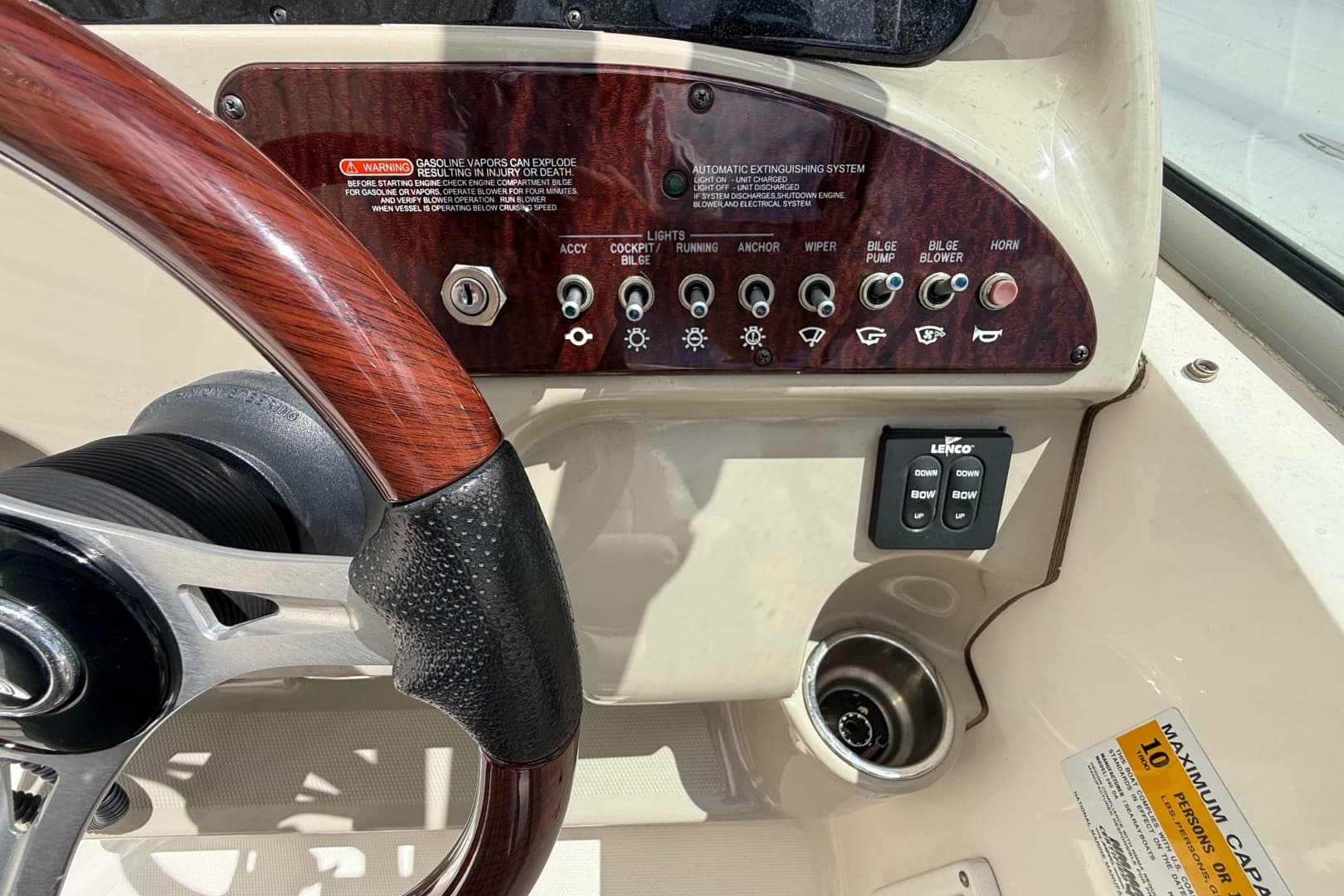 2010 Sea Ray 240 Sundancer