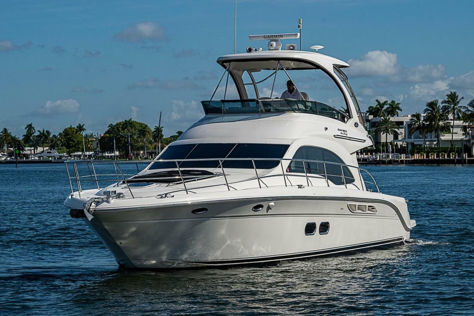 2010 Sea Ray 520 Sedan Bridge