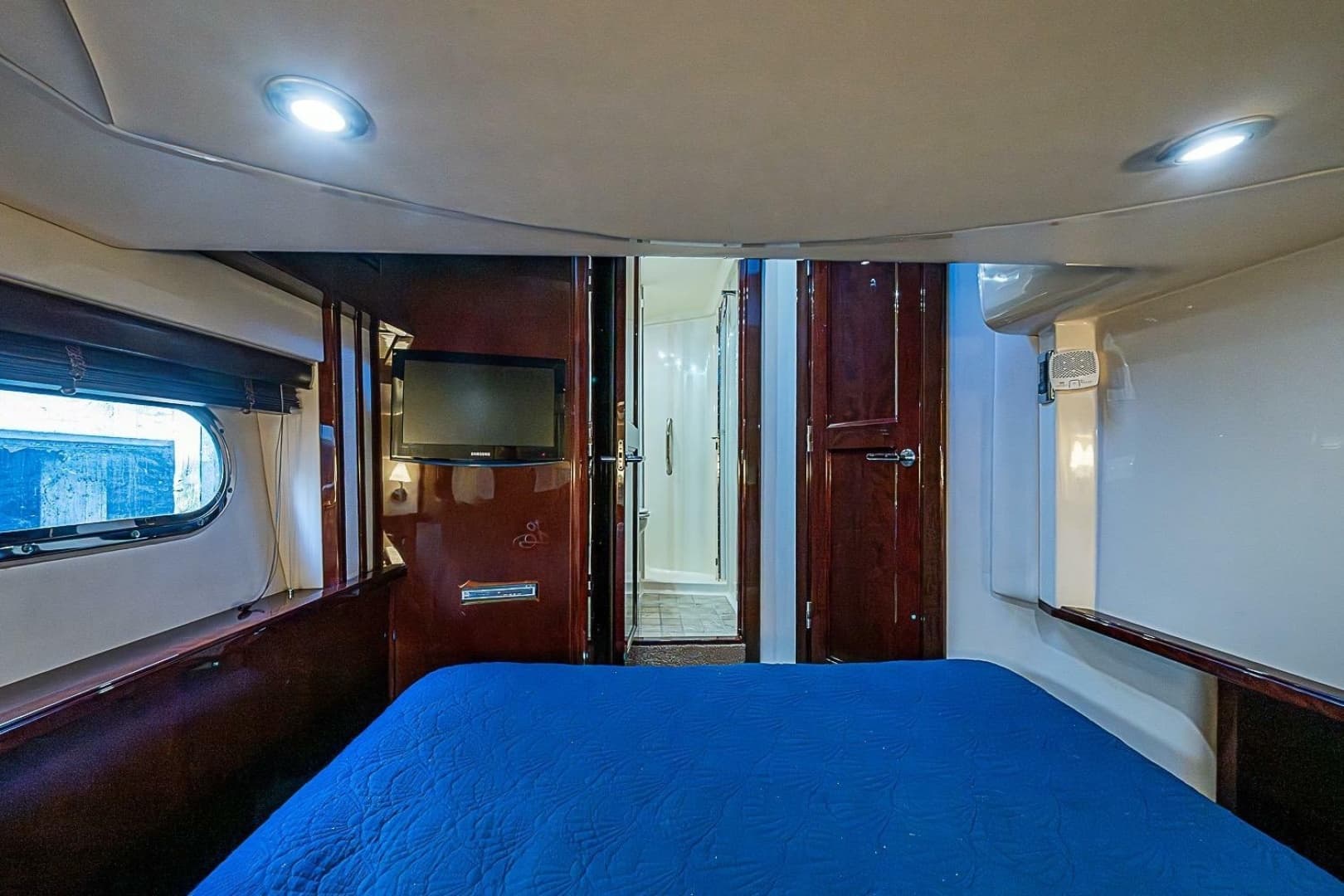 2010 Sea Ray 52 Sedan Bridge