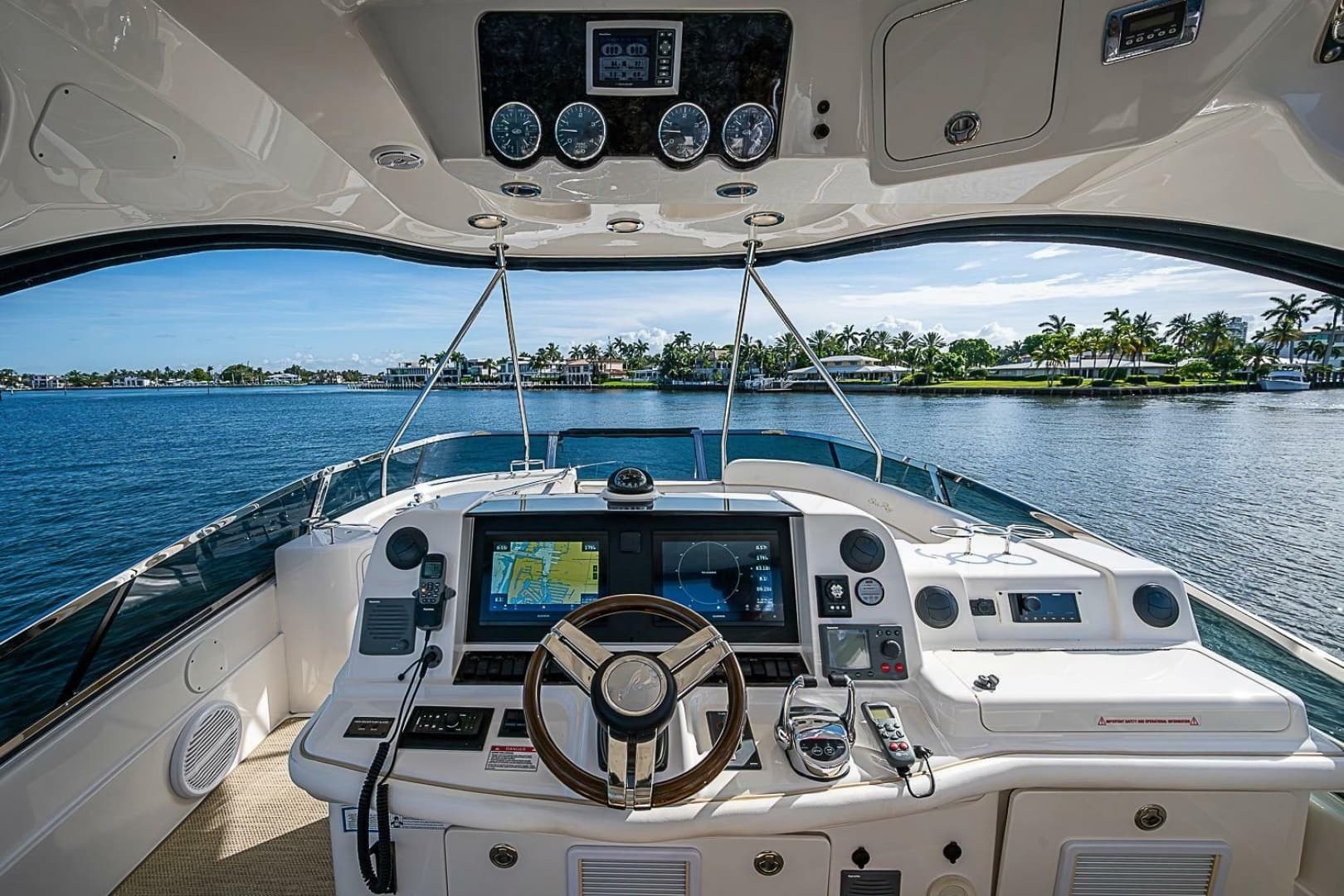 2010 Sea Ray 52 Sedan Bridge